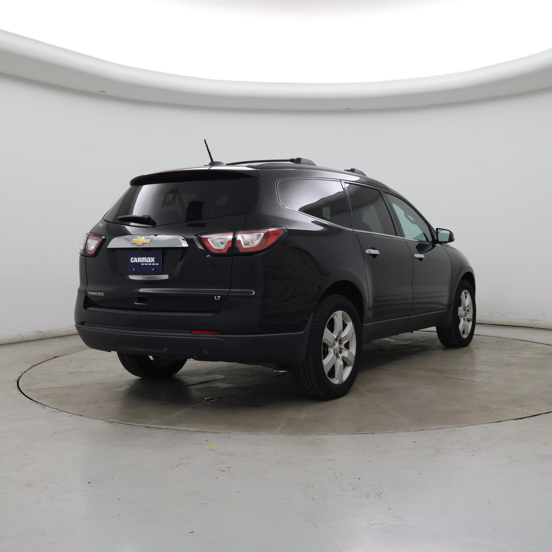 Thumbnail: 2017 Chevrolet Traverse - 8