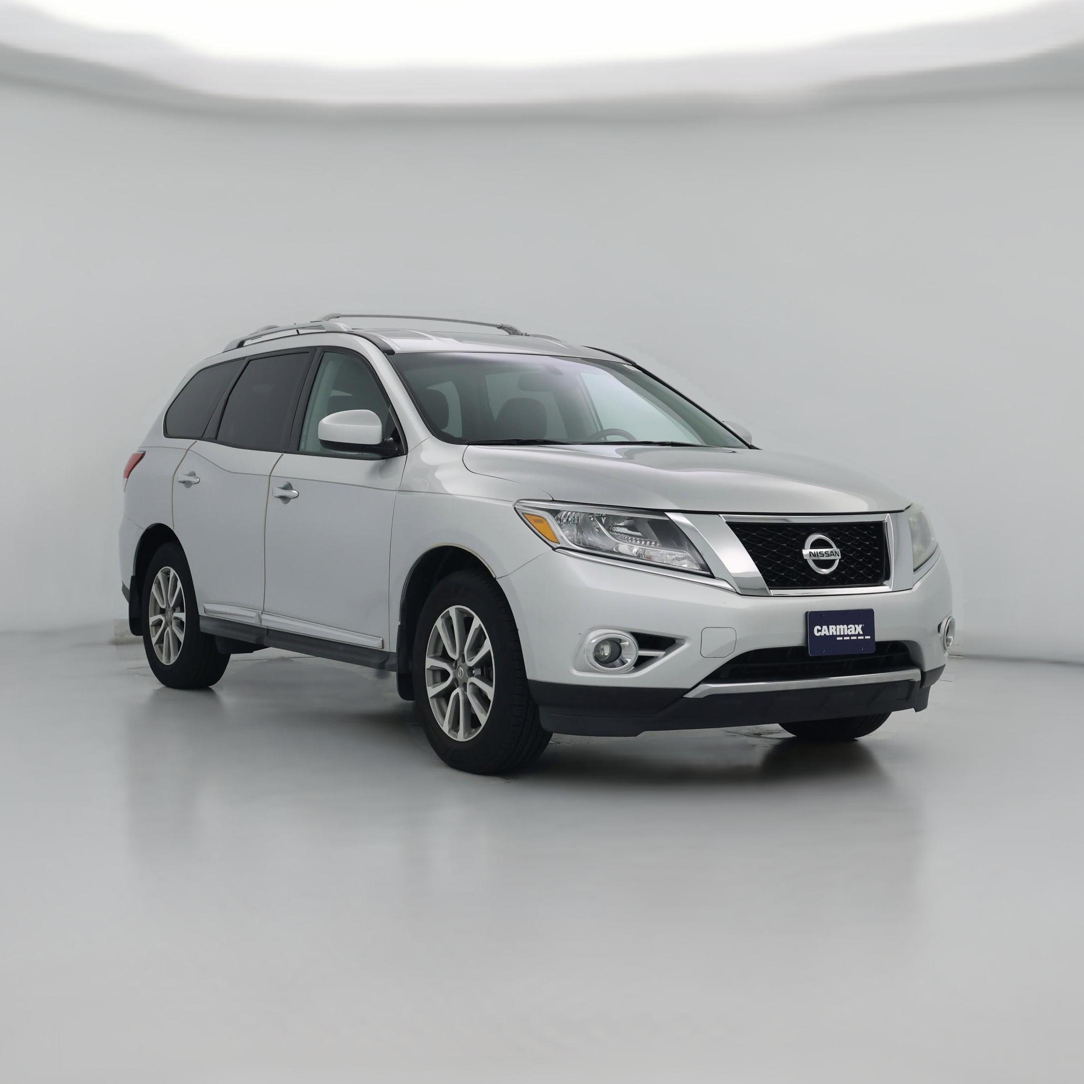 Thumbnail: 2016 Nissan Pathfinder - 1