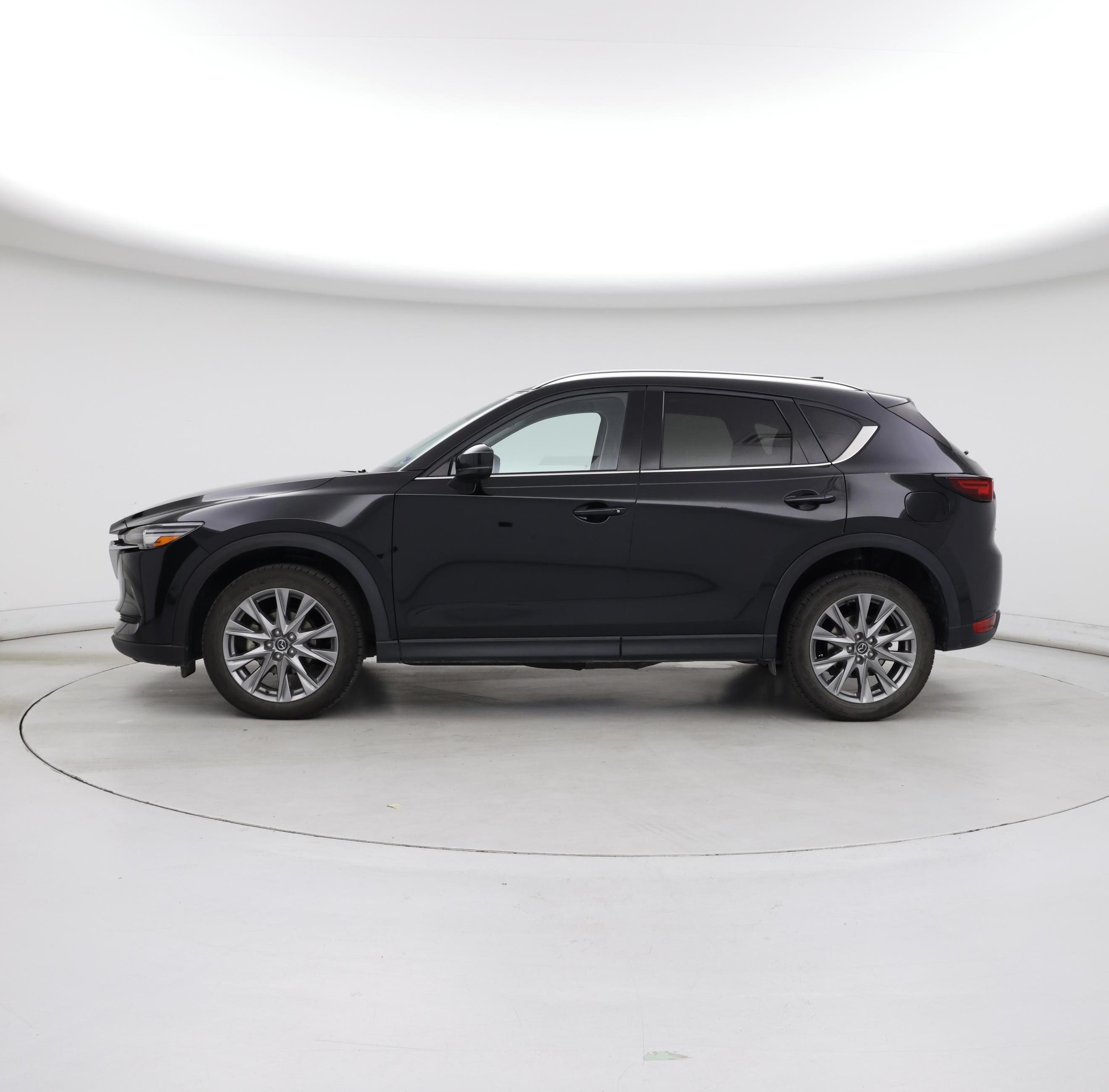 Thumbnail: 2021 Mazda CX-5 - 3