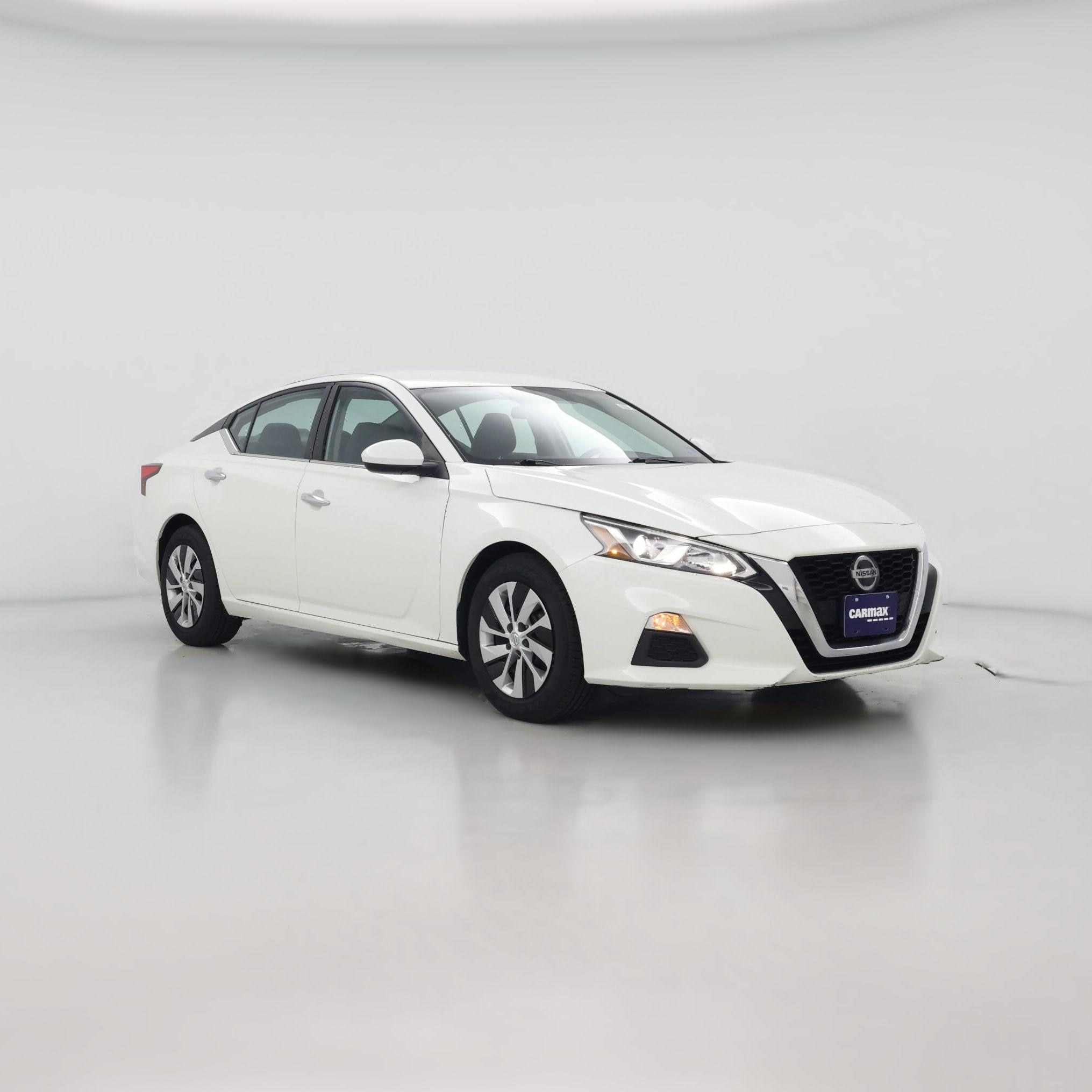 Thumbnail: 2020 Nissan Altima - 1