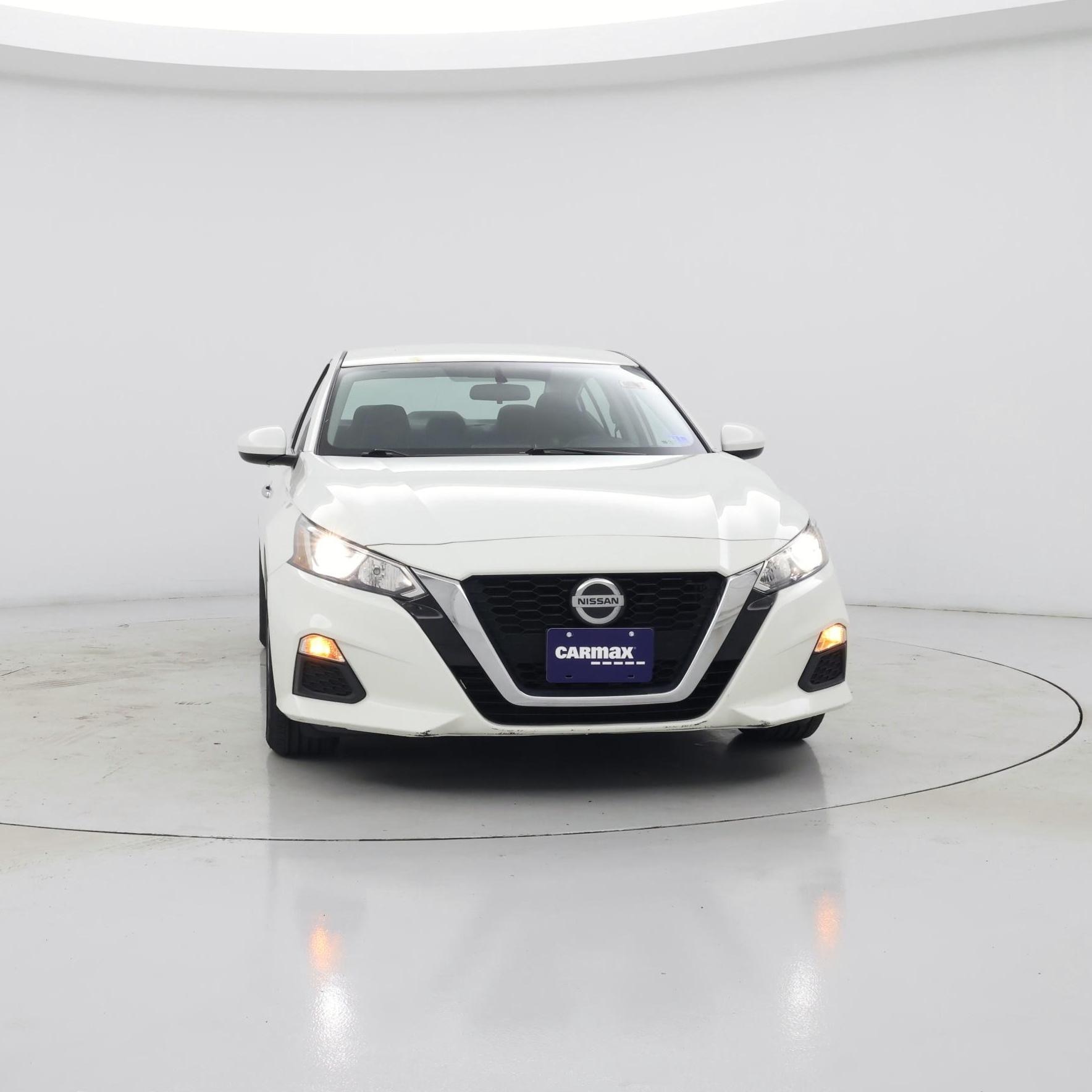 Thumbnail: 2020 Nissan Altima - 5
