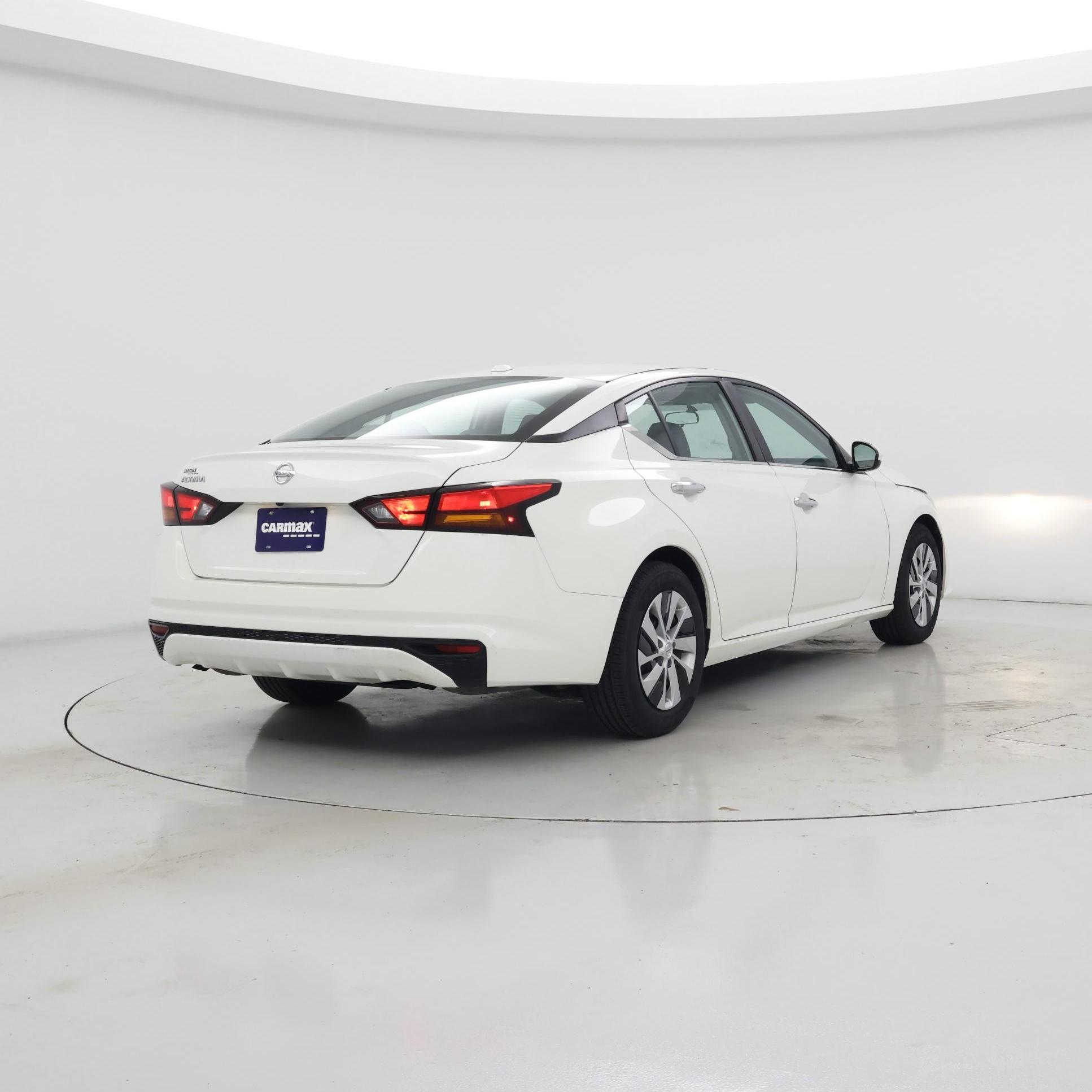 Thumbnail: 2020 Nissan Altima - 8