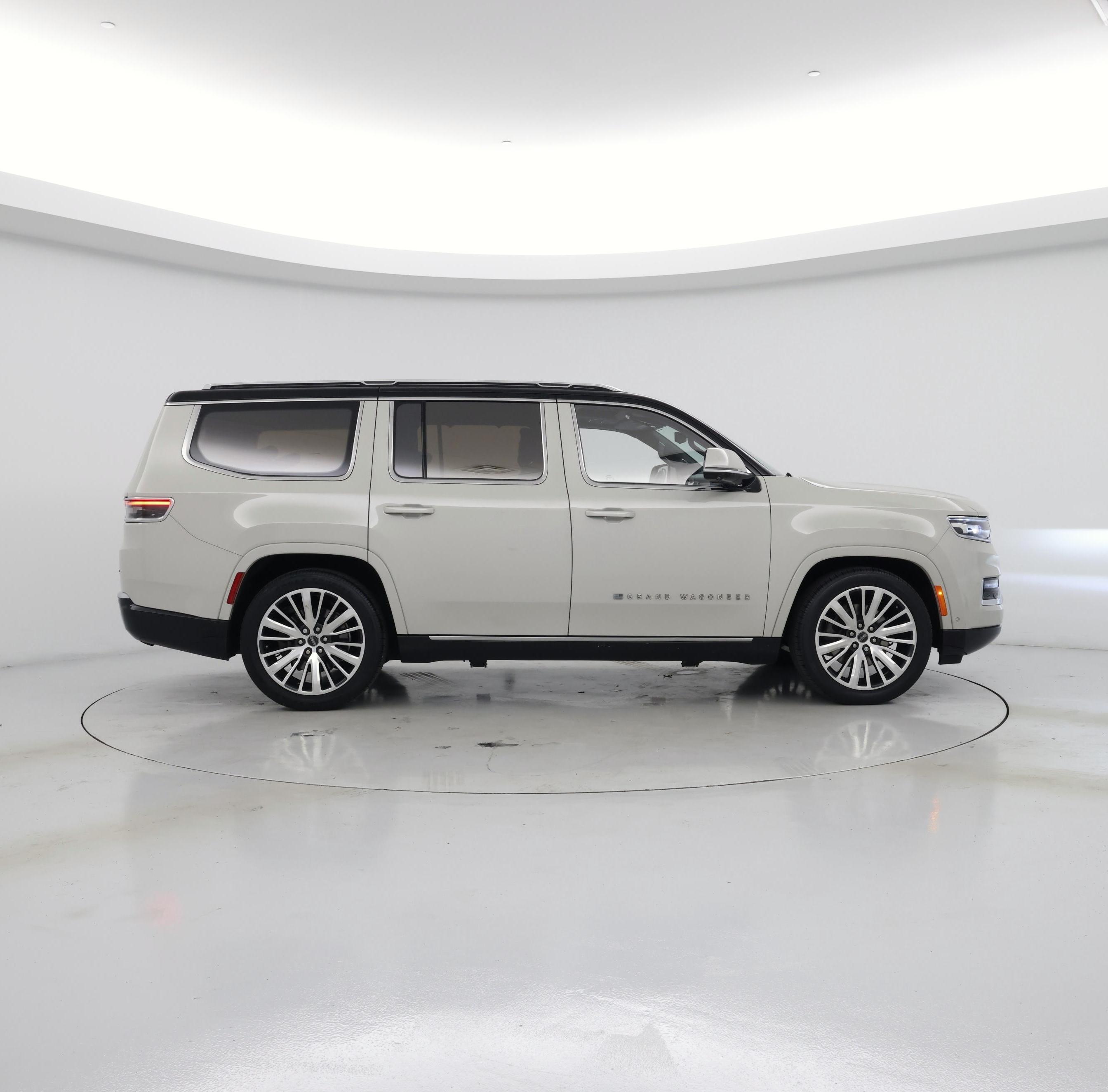 Thumbnail: 2022 Jeep Grand Wagoneer - 7