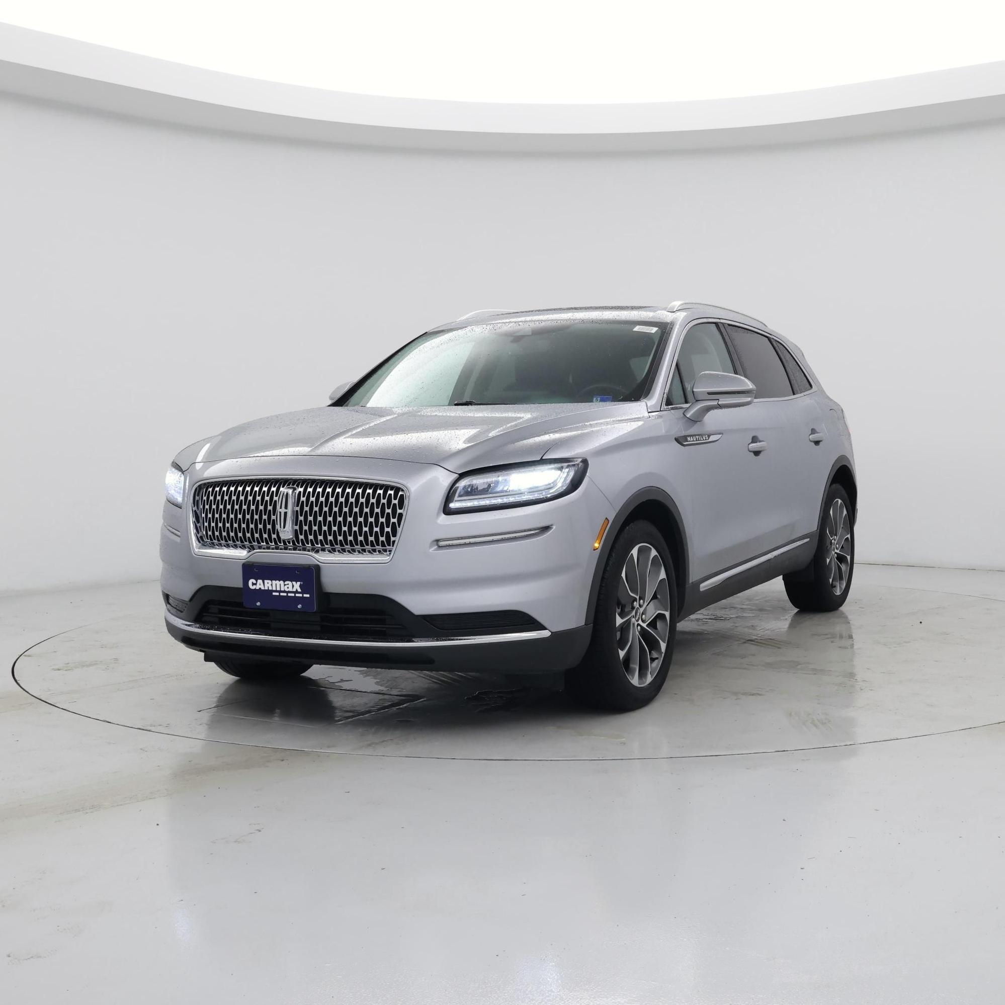 Thumbnail: 2023 Lincoln Nautilus - 4