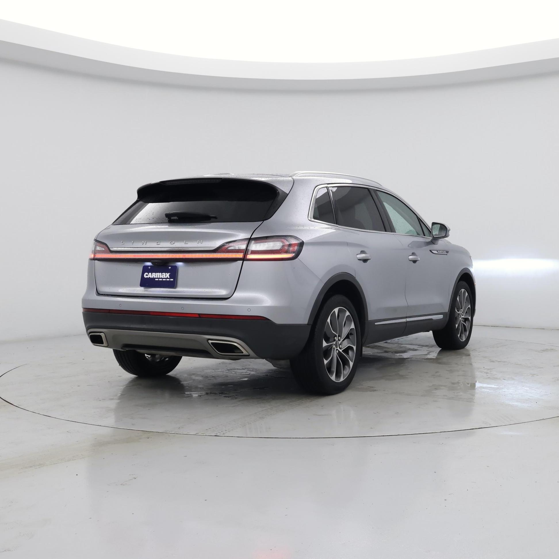 Thumbnail: 2023 Lincoln Nautilus - 8