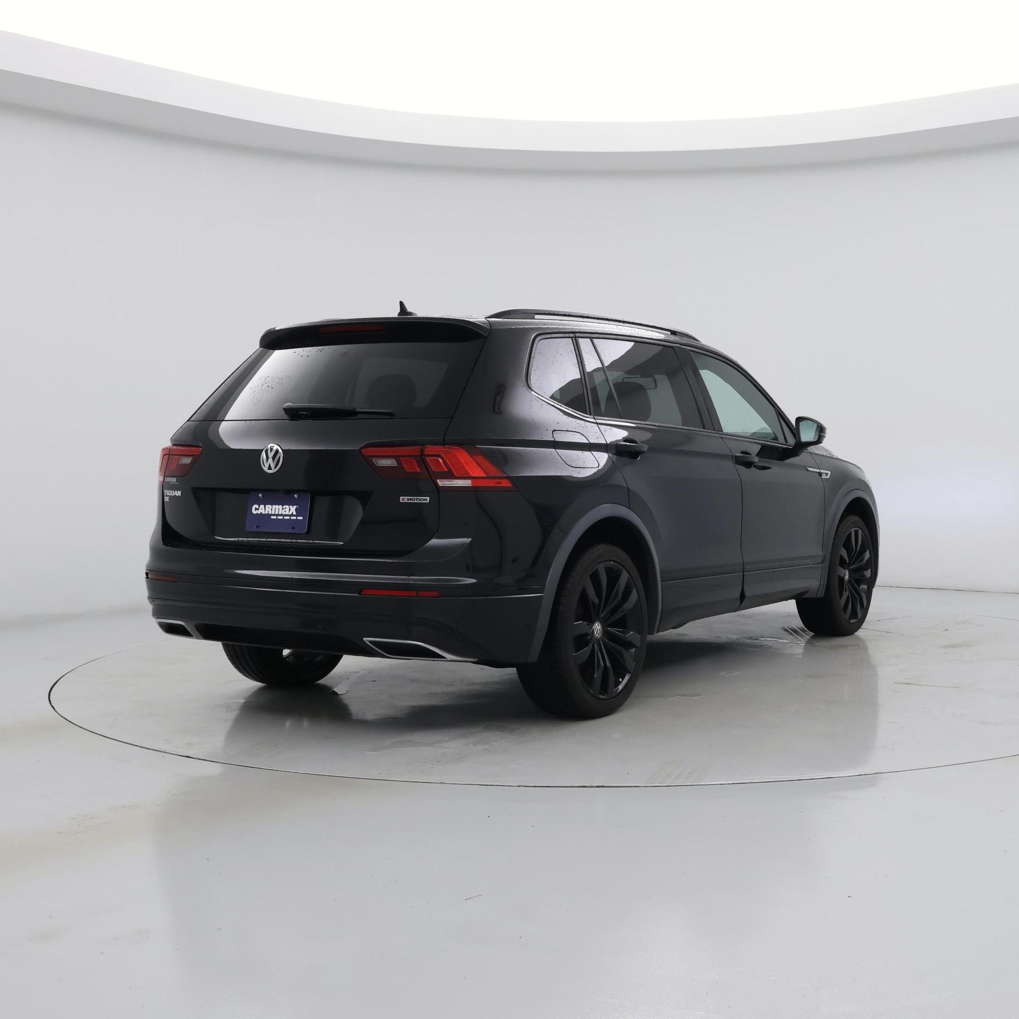 Thumbnail: 2020 Volkswagen Tiguan - 8