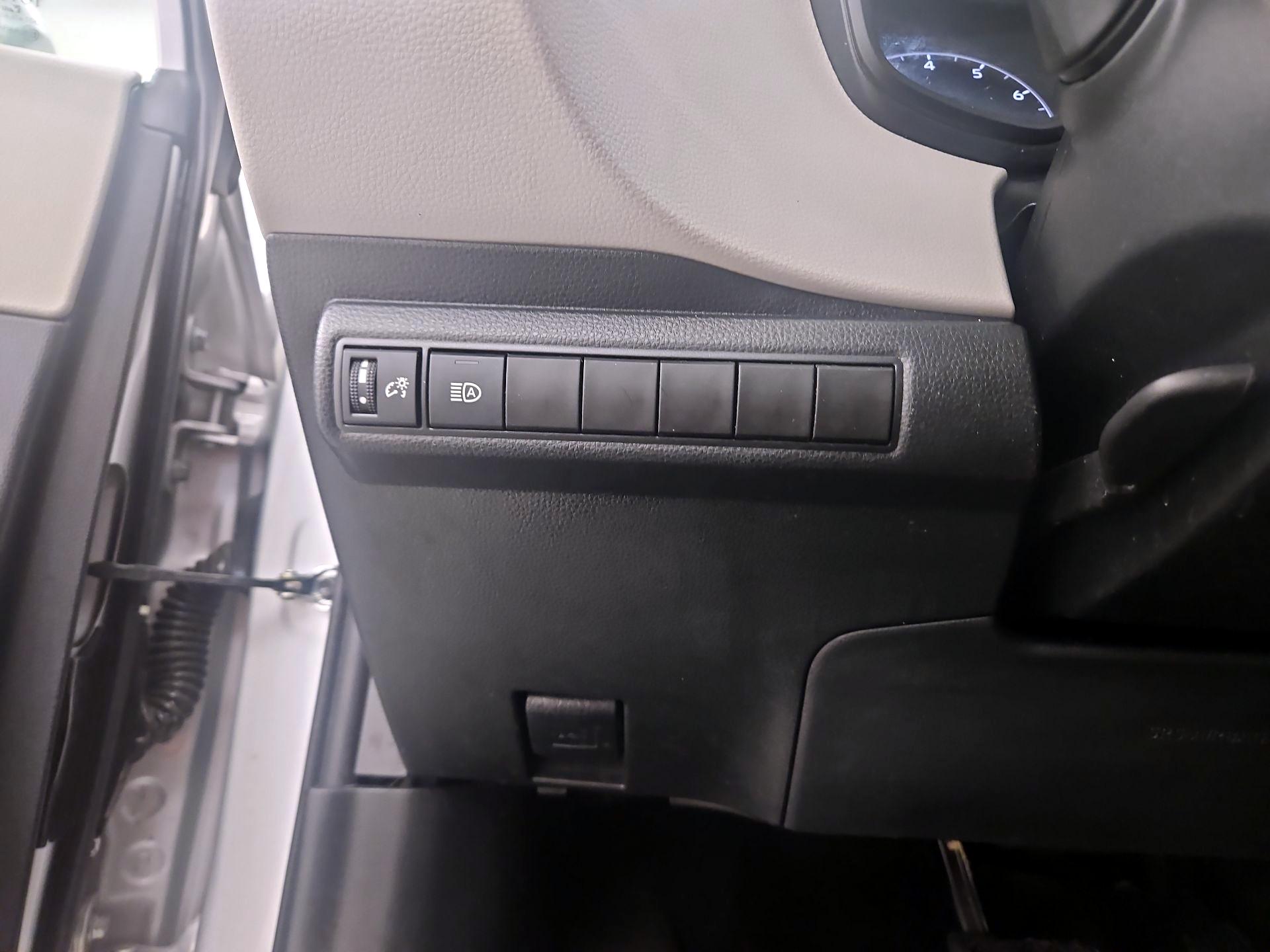 Thumbnail: 2024 Toyota Corolla - 13