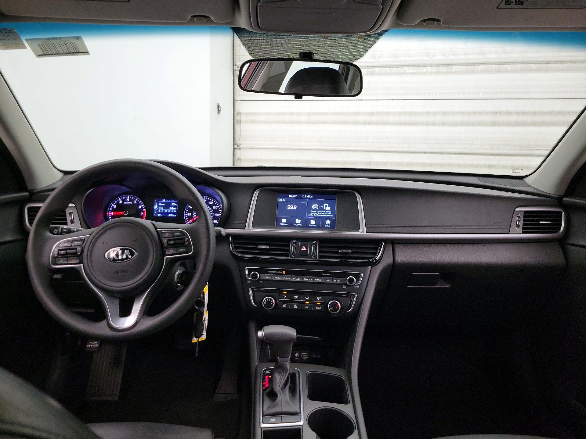 Thumbnail: 2018 Kia Optima - 9