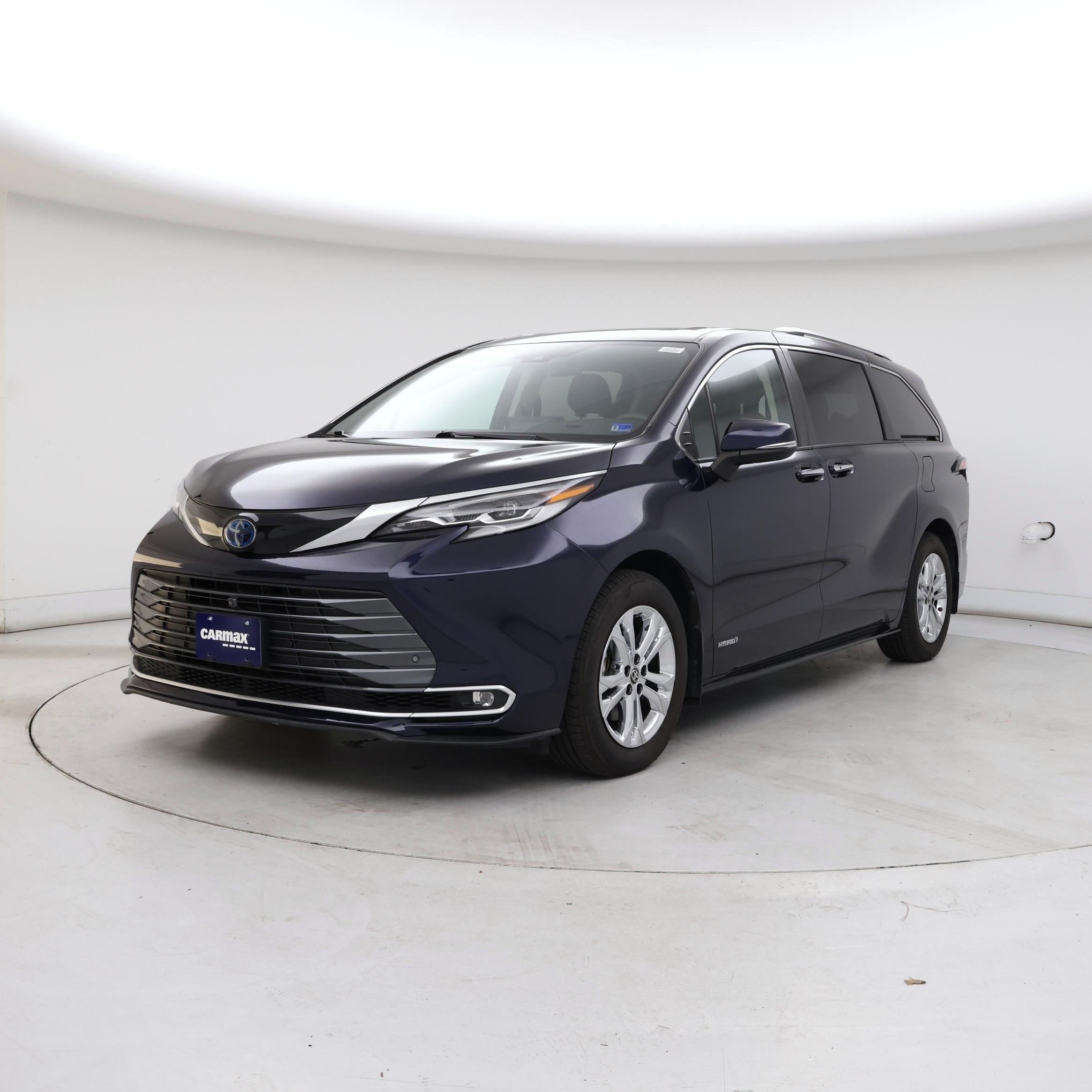 Thumbnail: 2021 Toyota Sienna - 4