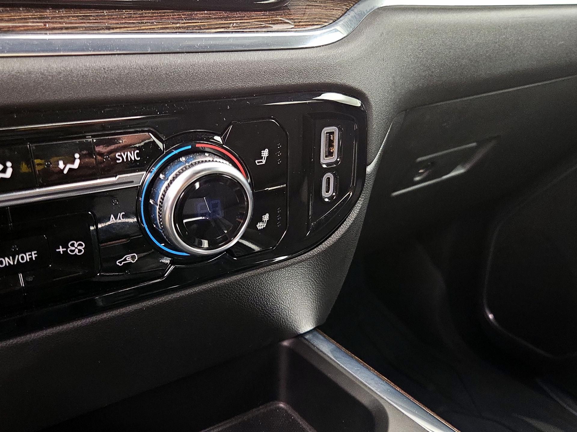 Thumbnail: 2024 GMC Sierra 1500 - 19