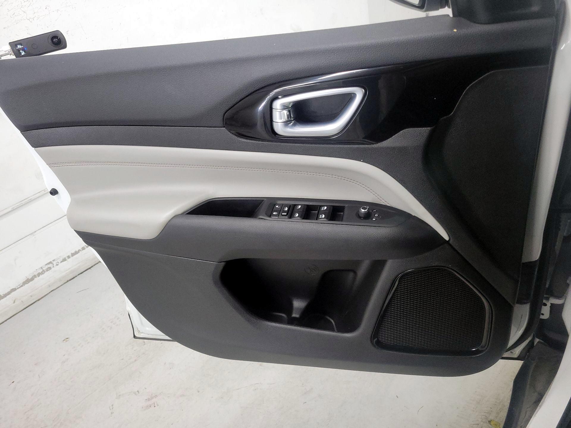 Thumbnail: 2025 Jeep Compass - 12