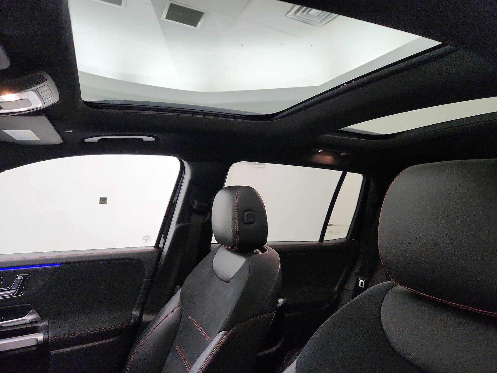 2023 Mercedes-Benz GLB Base - Photo 20