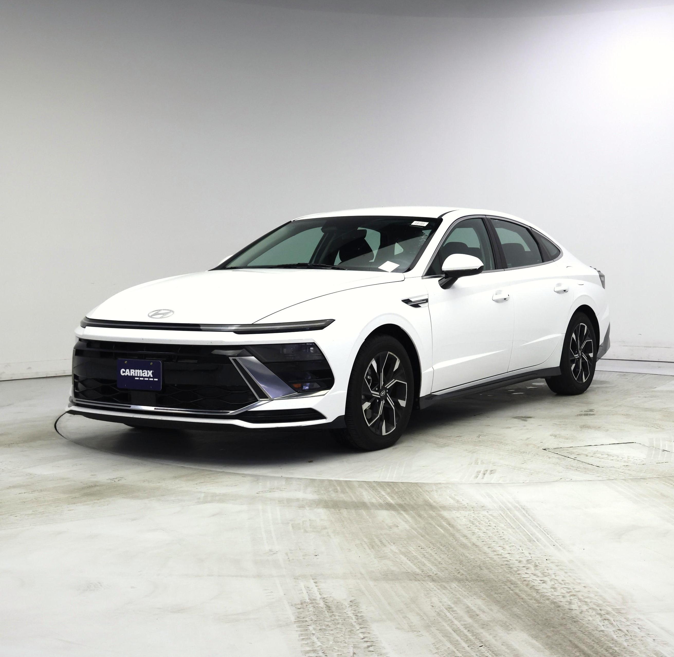 Thumbnail: 2024 Hyundai Sonata - 4