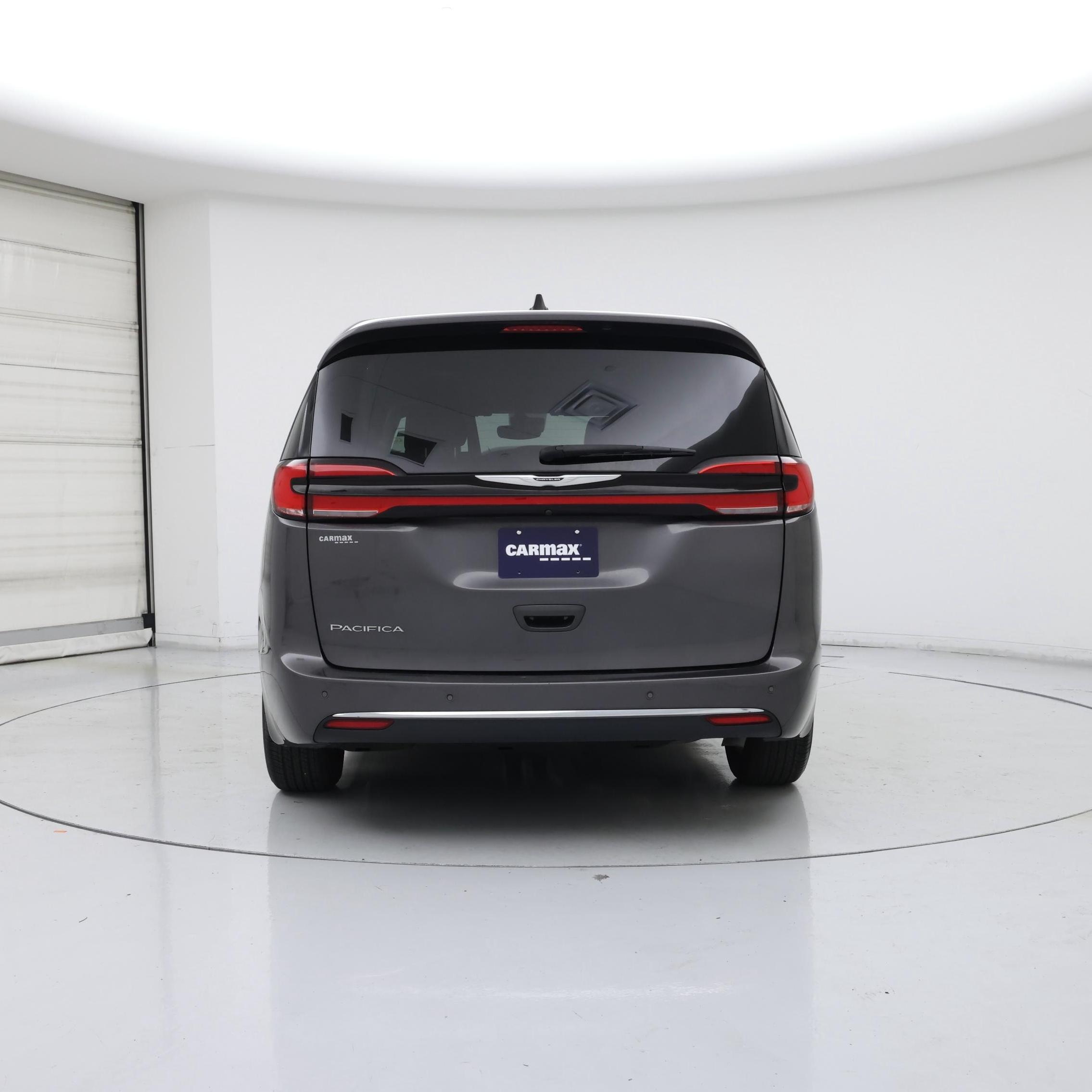 Thumbnail: 2023 Chrysler Pacifica - 6