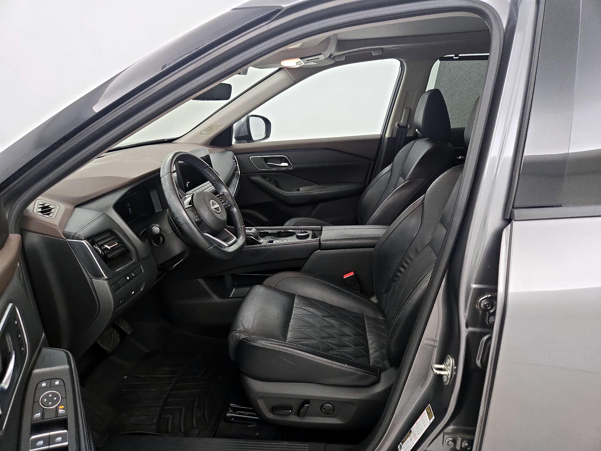 Thumbnail: 2023 Nissan Rogue - 11