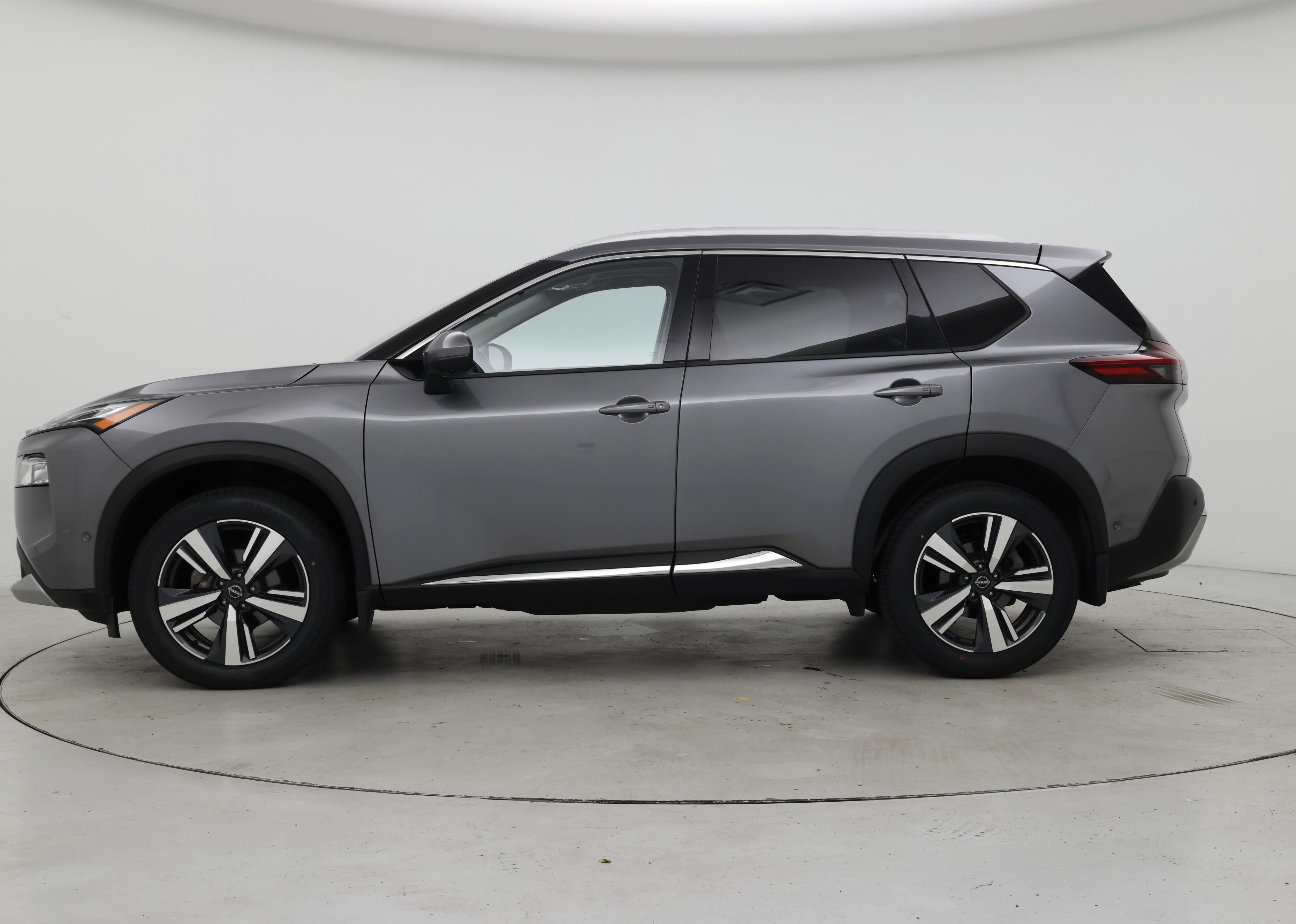 Thumbnail: 2023 Nissan Rogue - 3