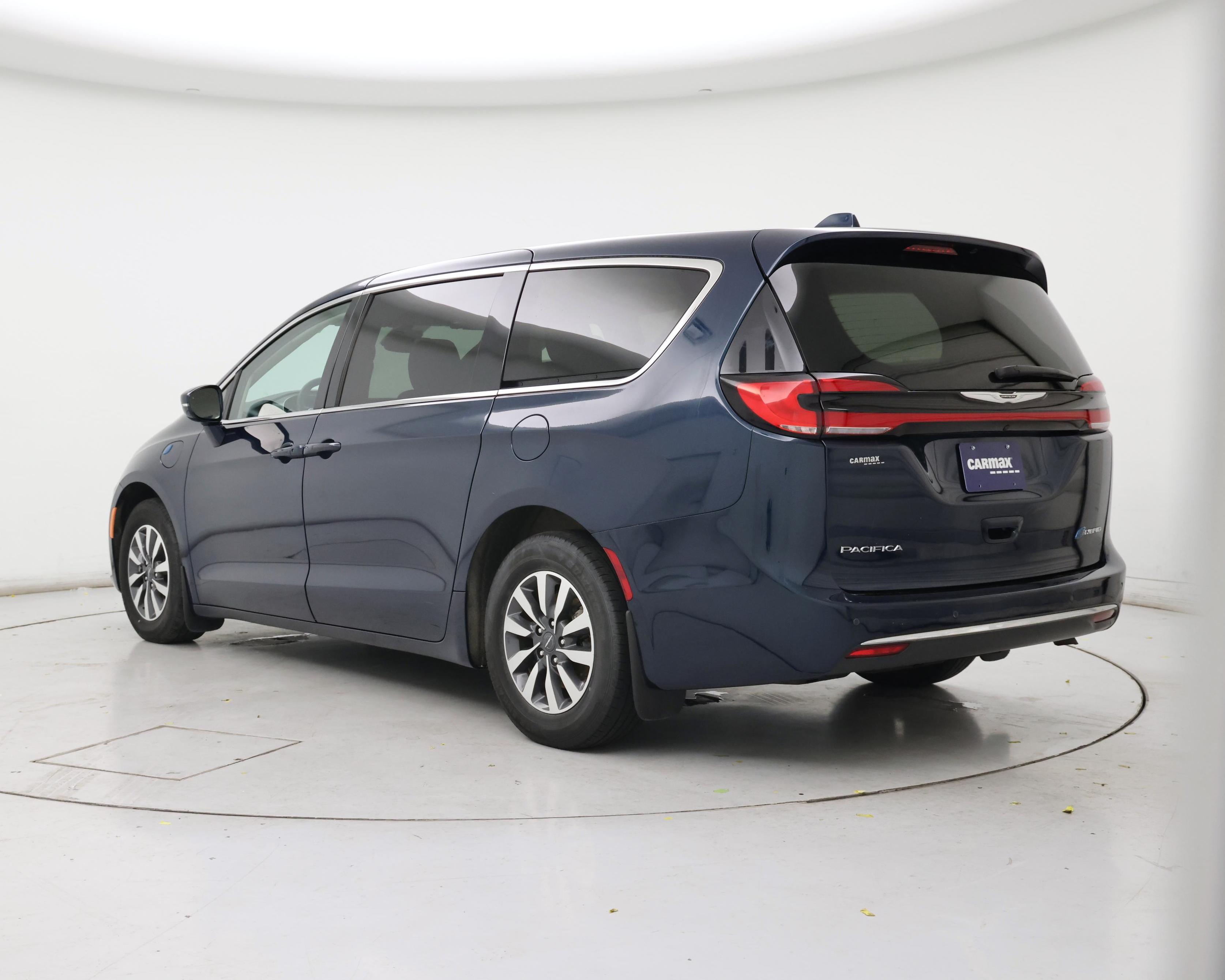 Thumbnail: 2022 Chrysler Pacifica - 2