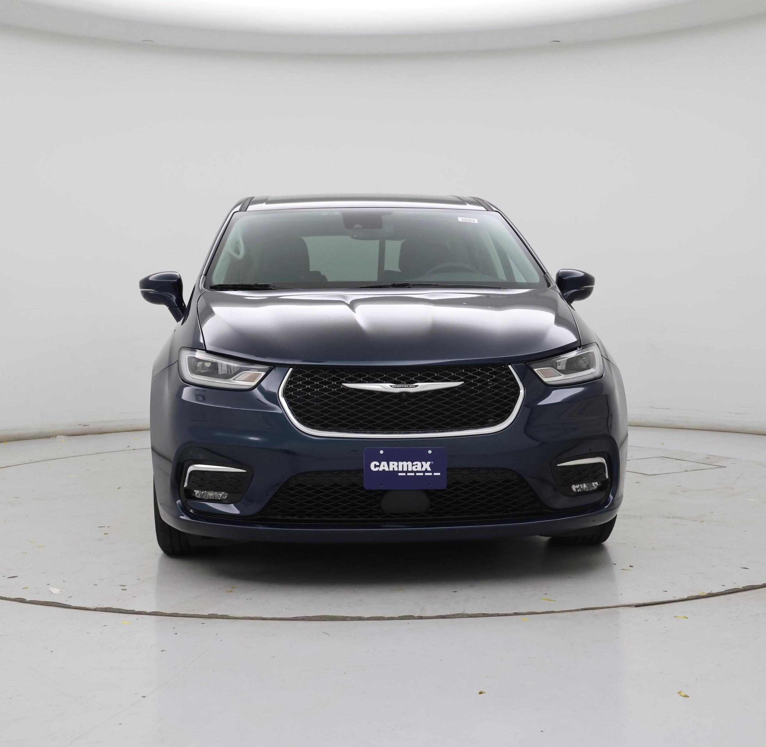 Thumbnail: 2022 Chrysler Pacifica - 5