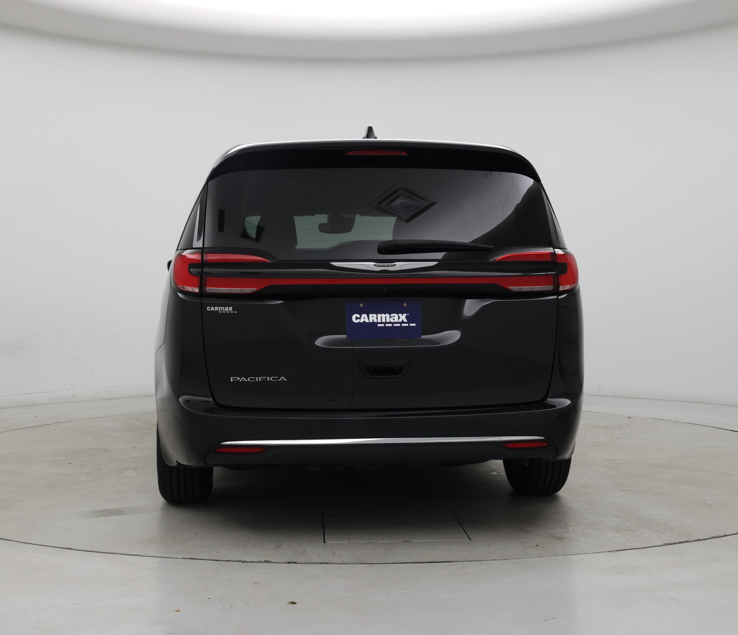 Thumbnail: 2023 Chrysler Pacifica - 6