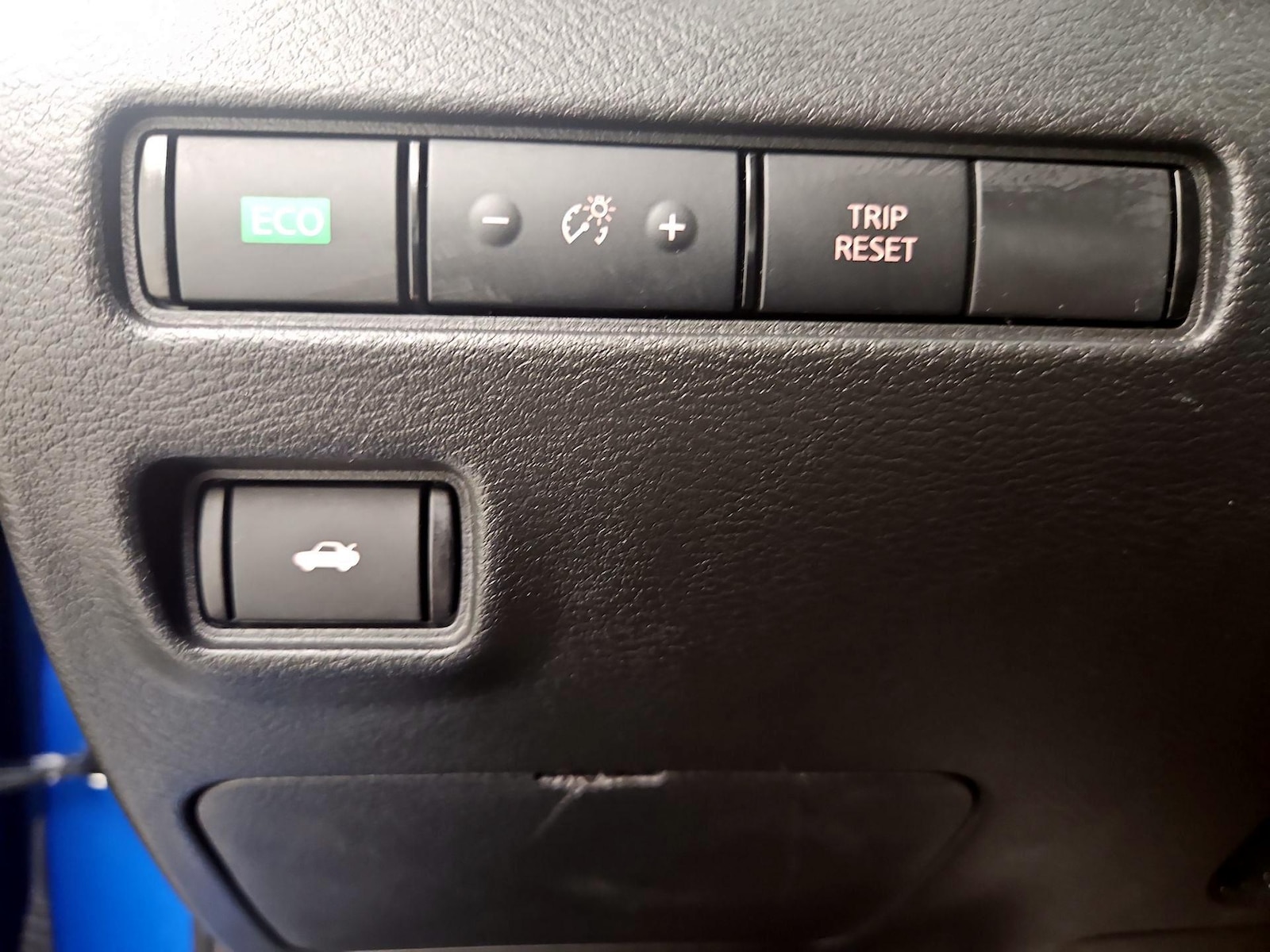 2023 Nissan Sentra SV - Photo 12