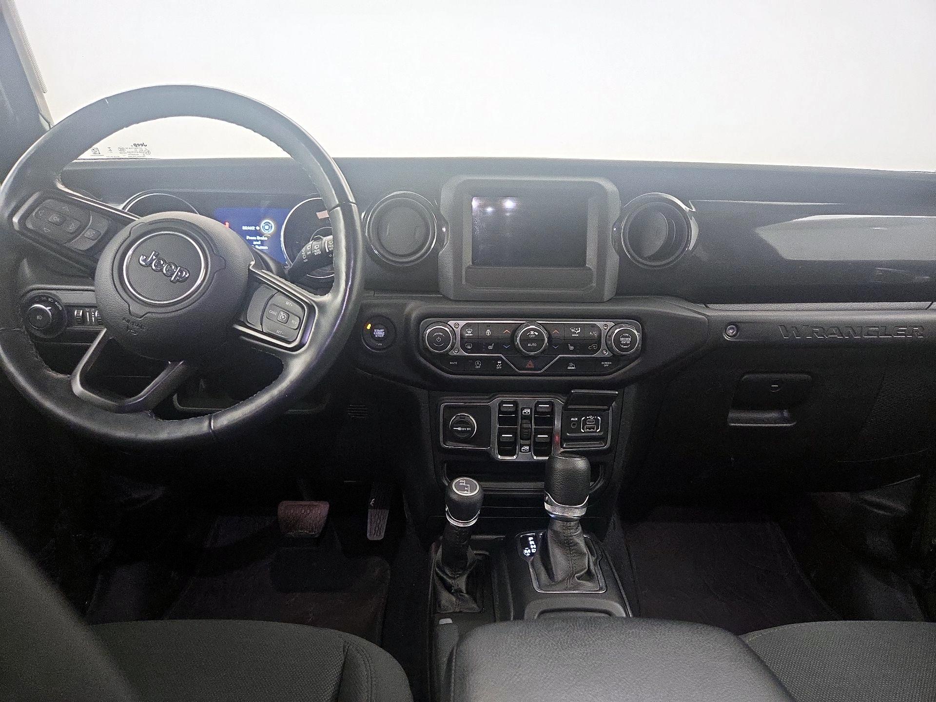 Thumbnail: 2022 Jeep Wrangler - 9