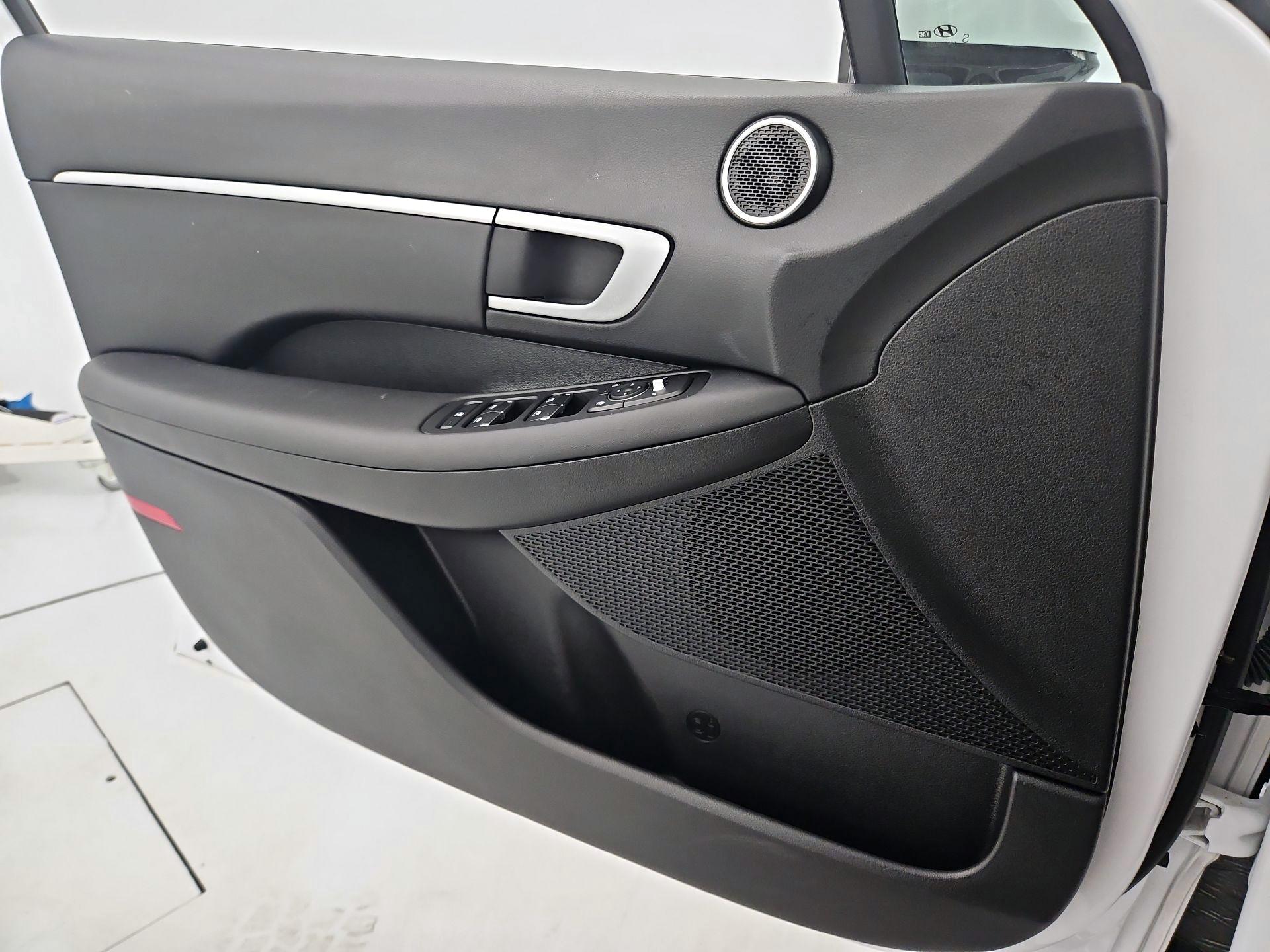 Thumbnail: 2025 Hyundai Sonata - 12