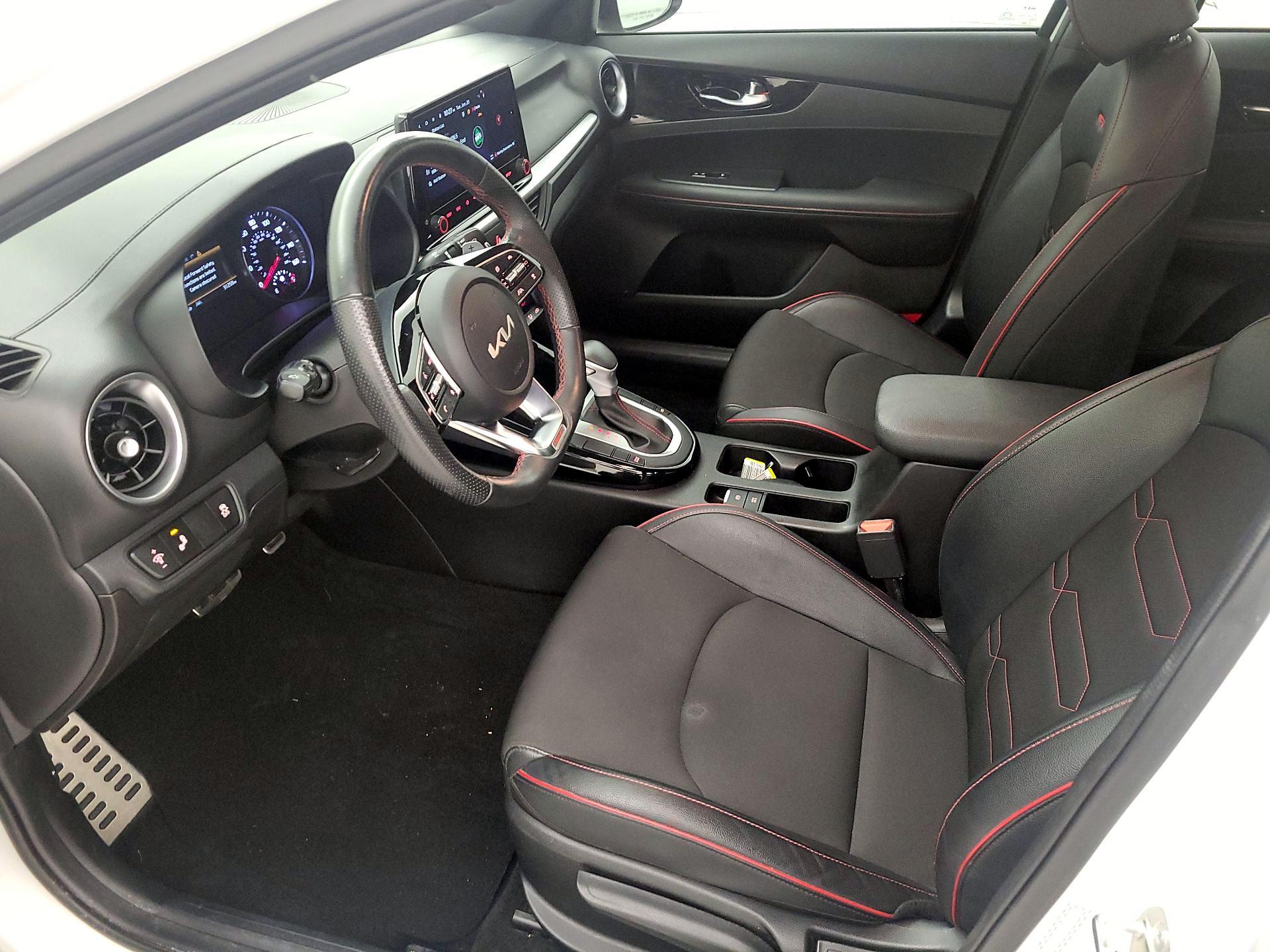 Thumbnail: 2023 Kia Forte - 11