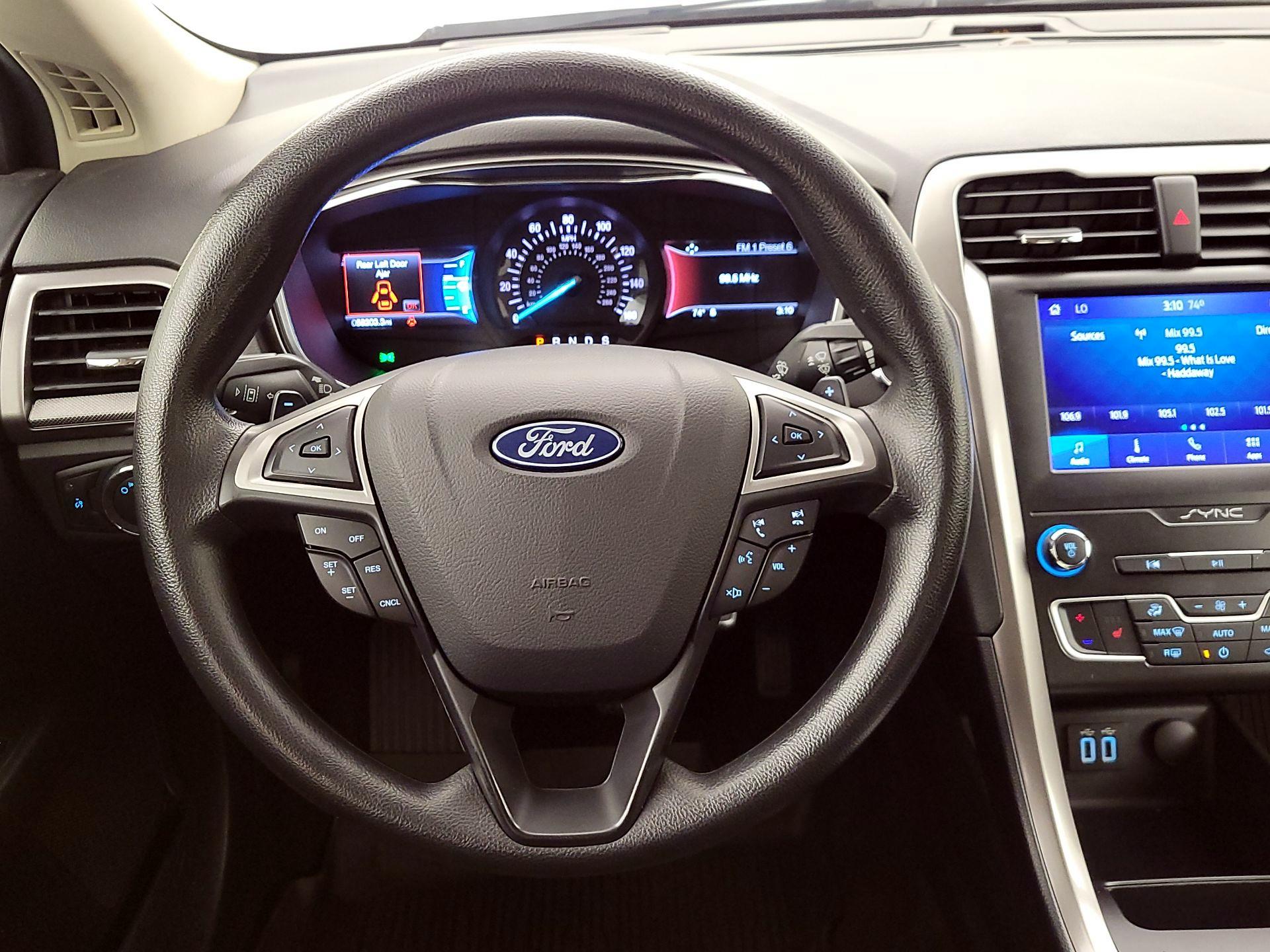 Thumbnail: 2020 Ford Fusion - 10