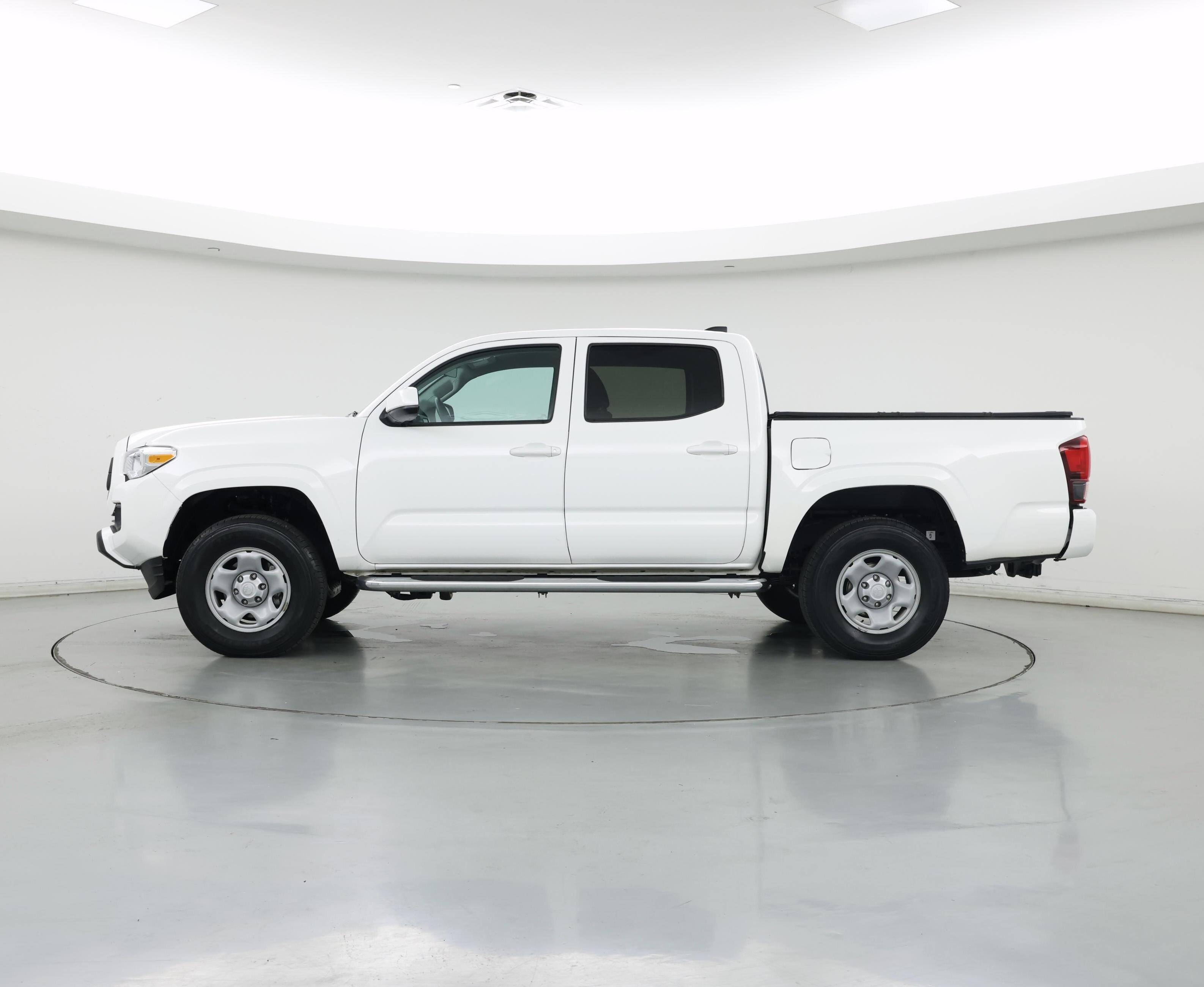 Thumbnail: 2023 Toyota Tacoma - 3