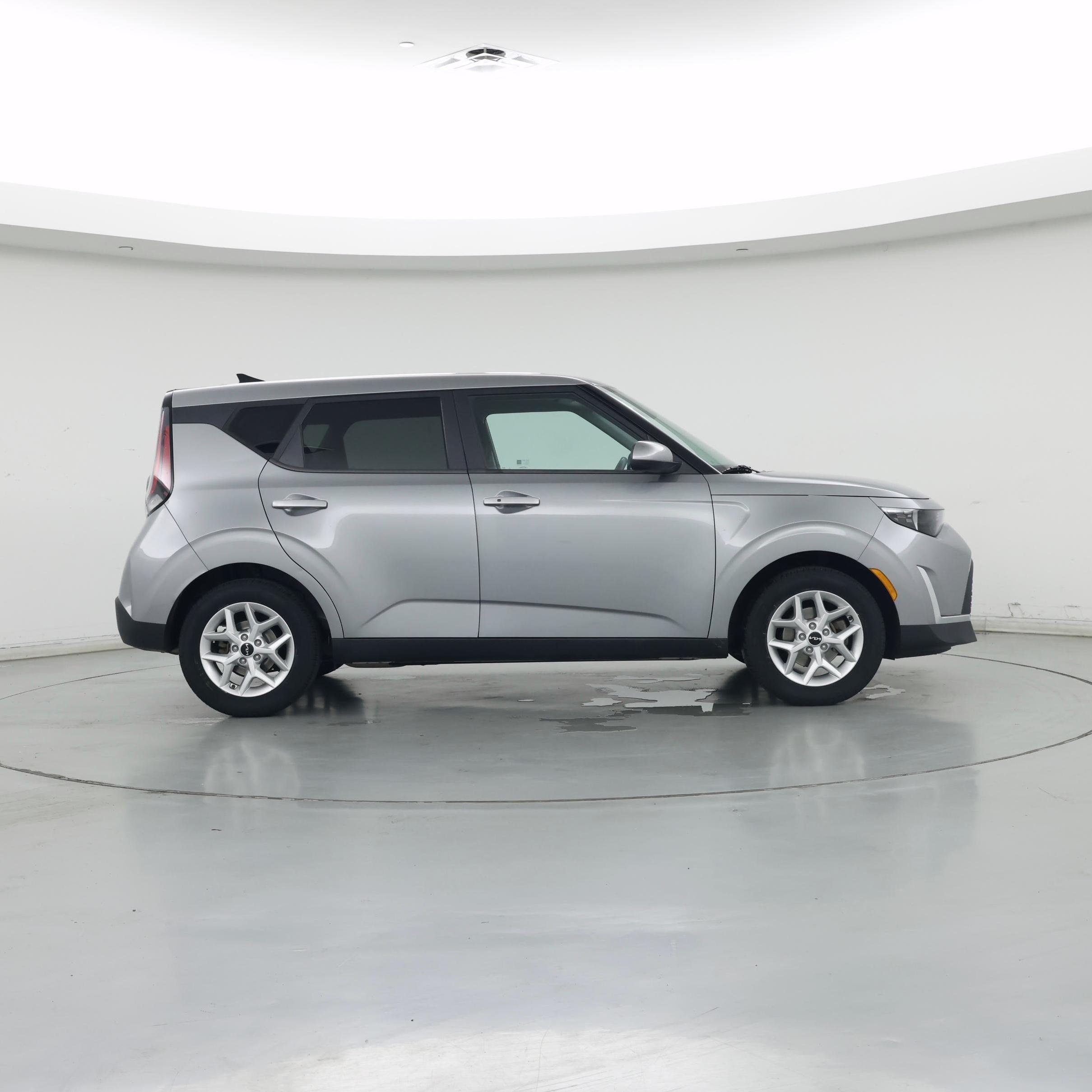 Thumbnail: 2023 Kia Soul - 7