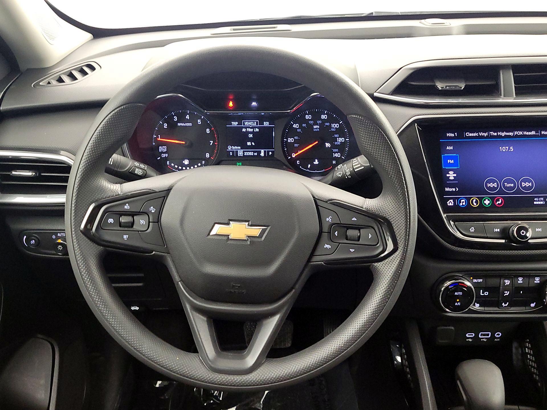 Thumbnail: 2023 Chevrolet TrailBlazer - 10