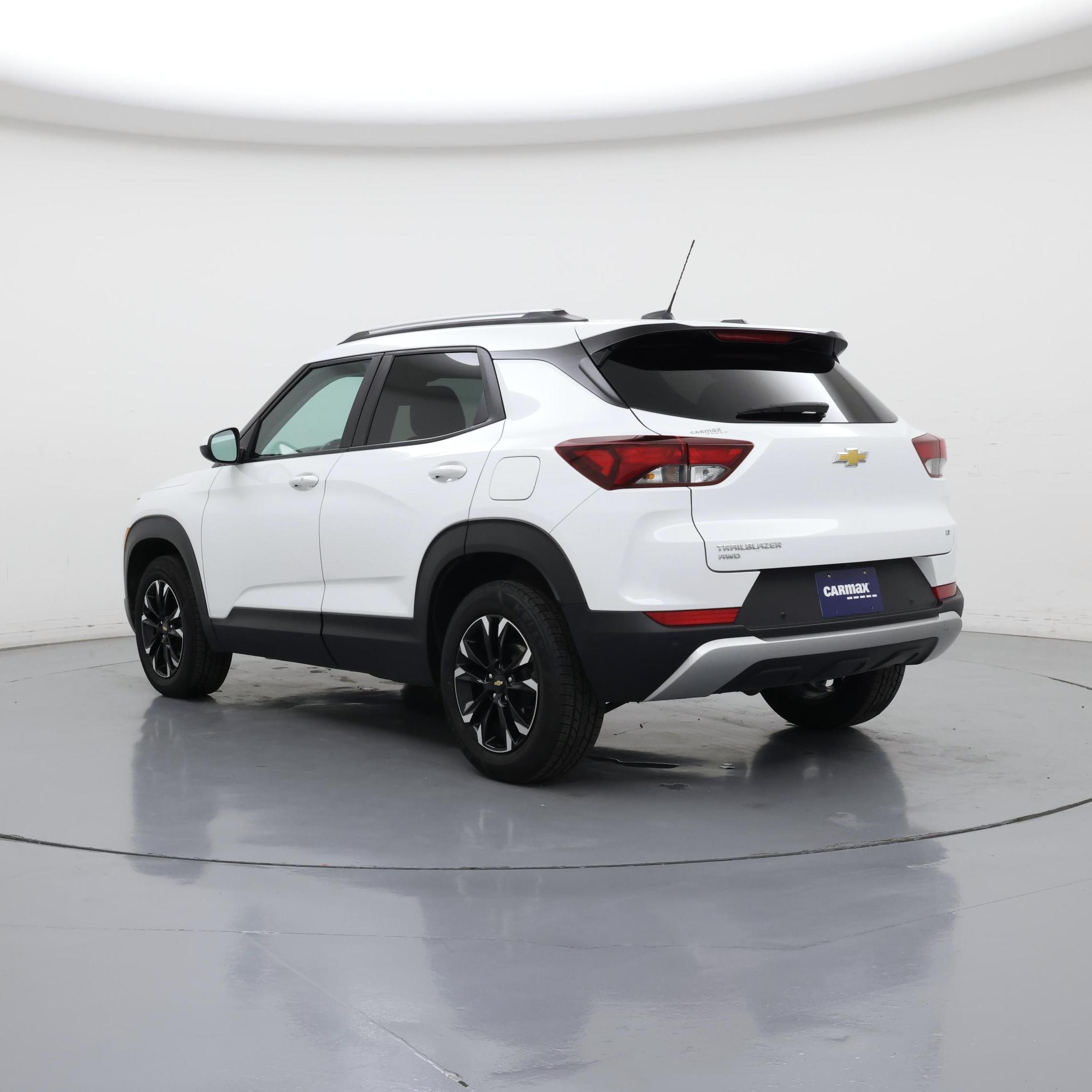 Thumbnail: 2023 Chevrolet TrailBlazer - 2
