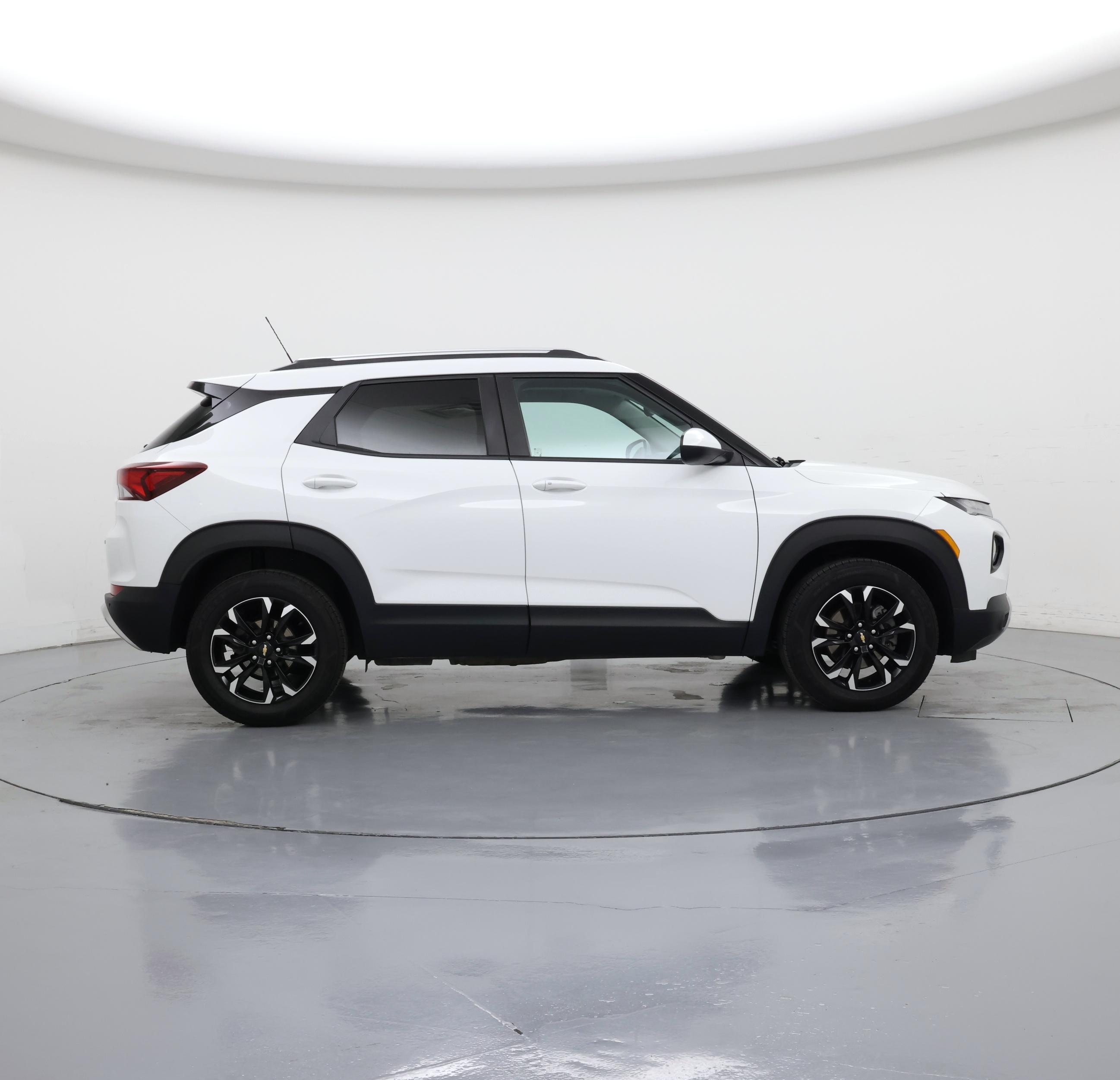 Thumbnail: 2023 Chevrolet TrailBlazer - 7