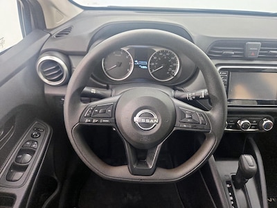 Steering Wheel & Instrument Cluster (On)