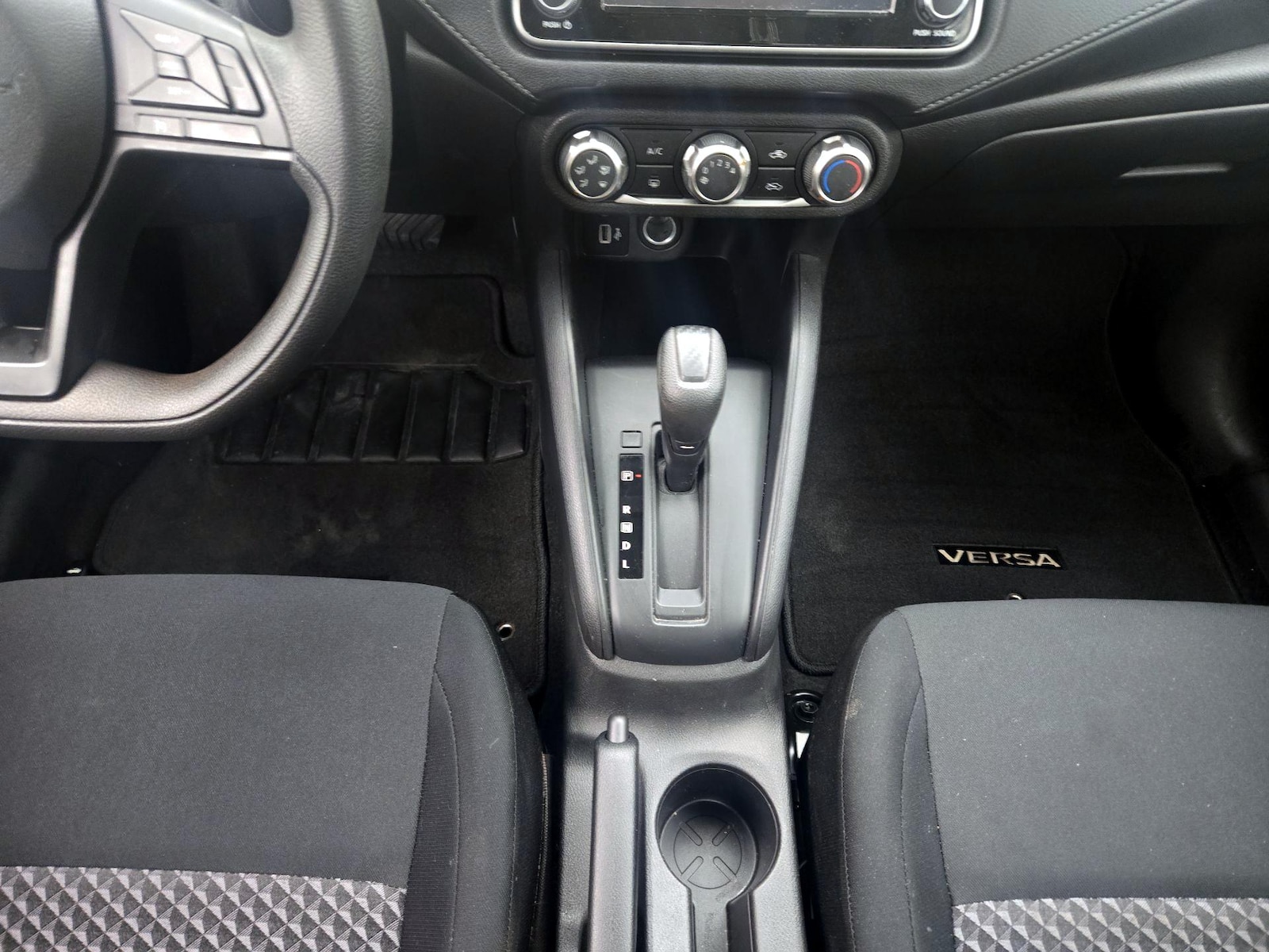 2024 Nissan Versa Sedan S - Photo 18