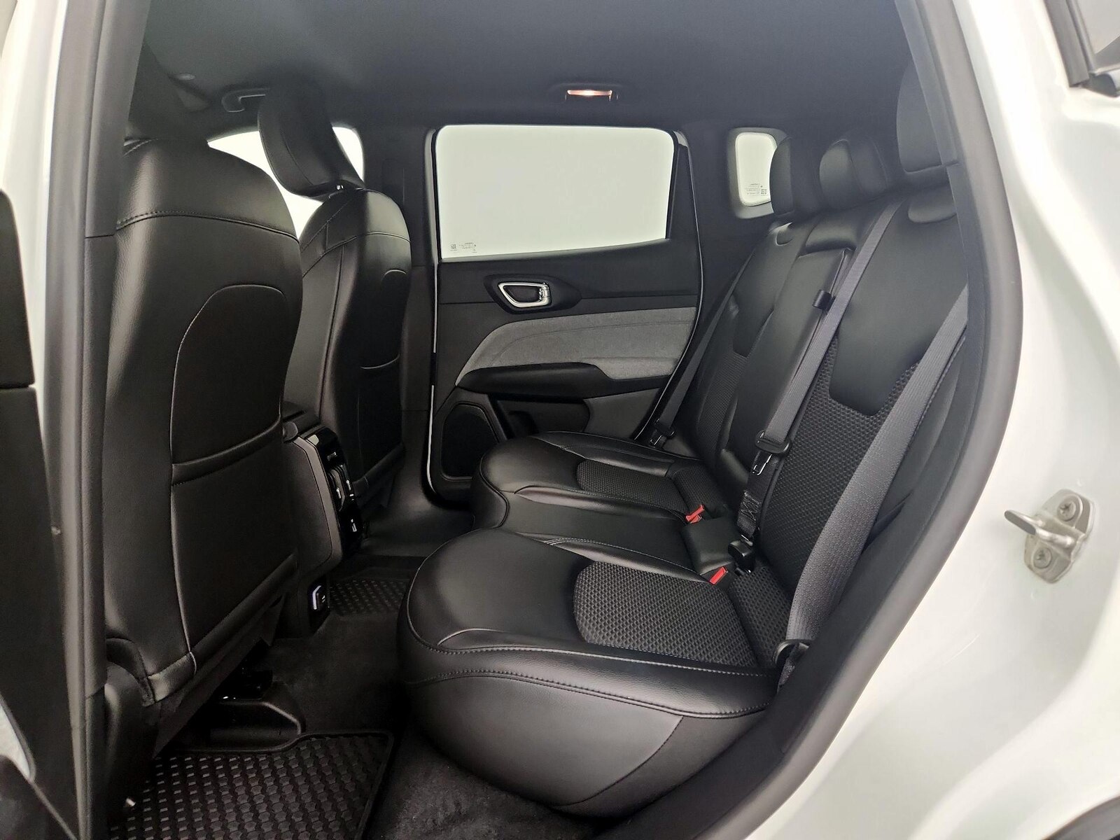 2023 Jeep Compass Latitude - Photo 20