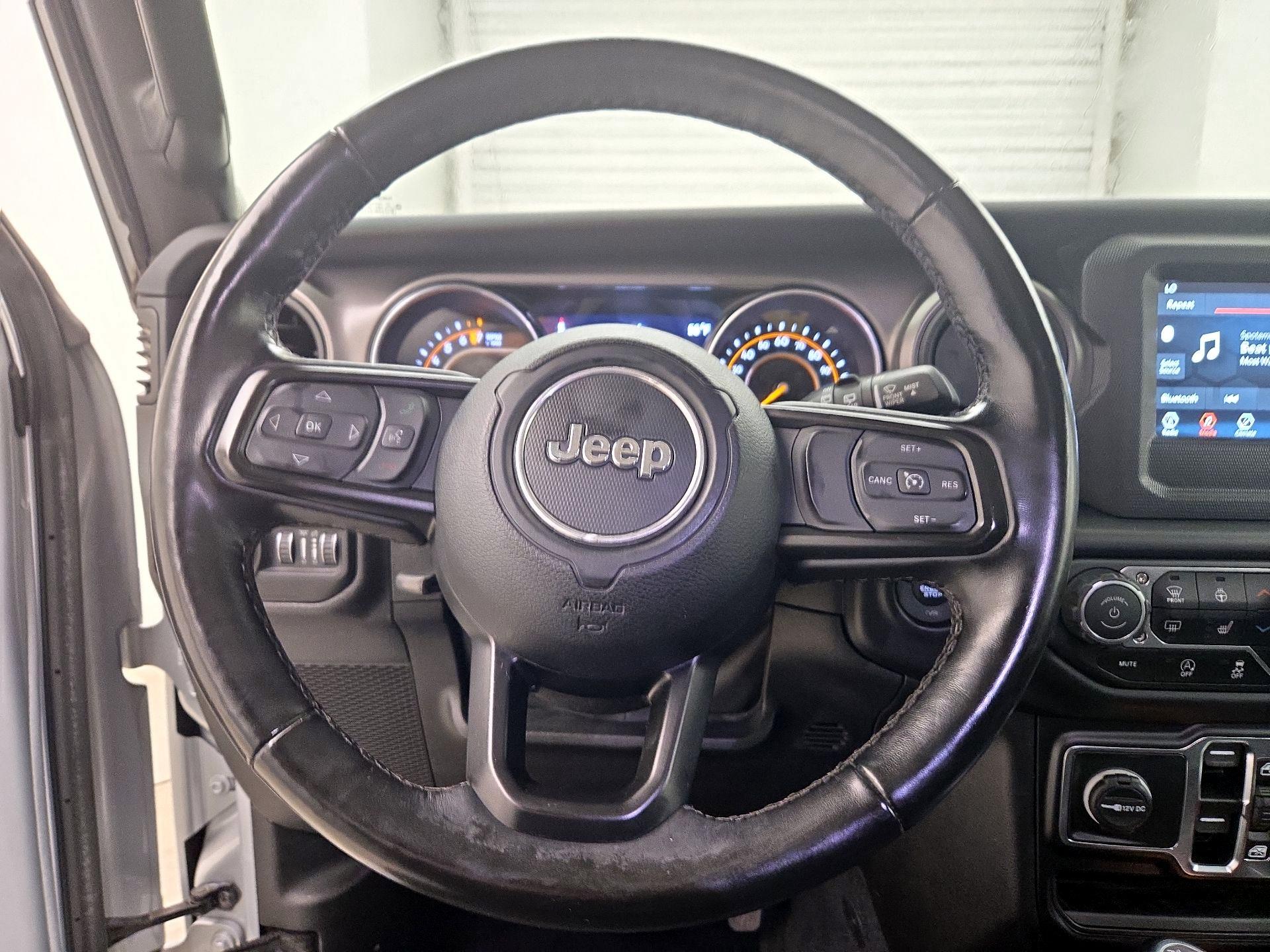 Thumbnail: 2022 Jeep Wrangler - 10
