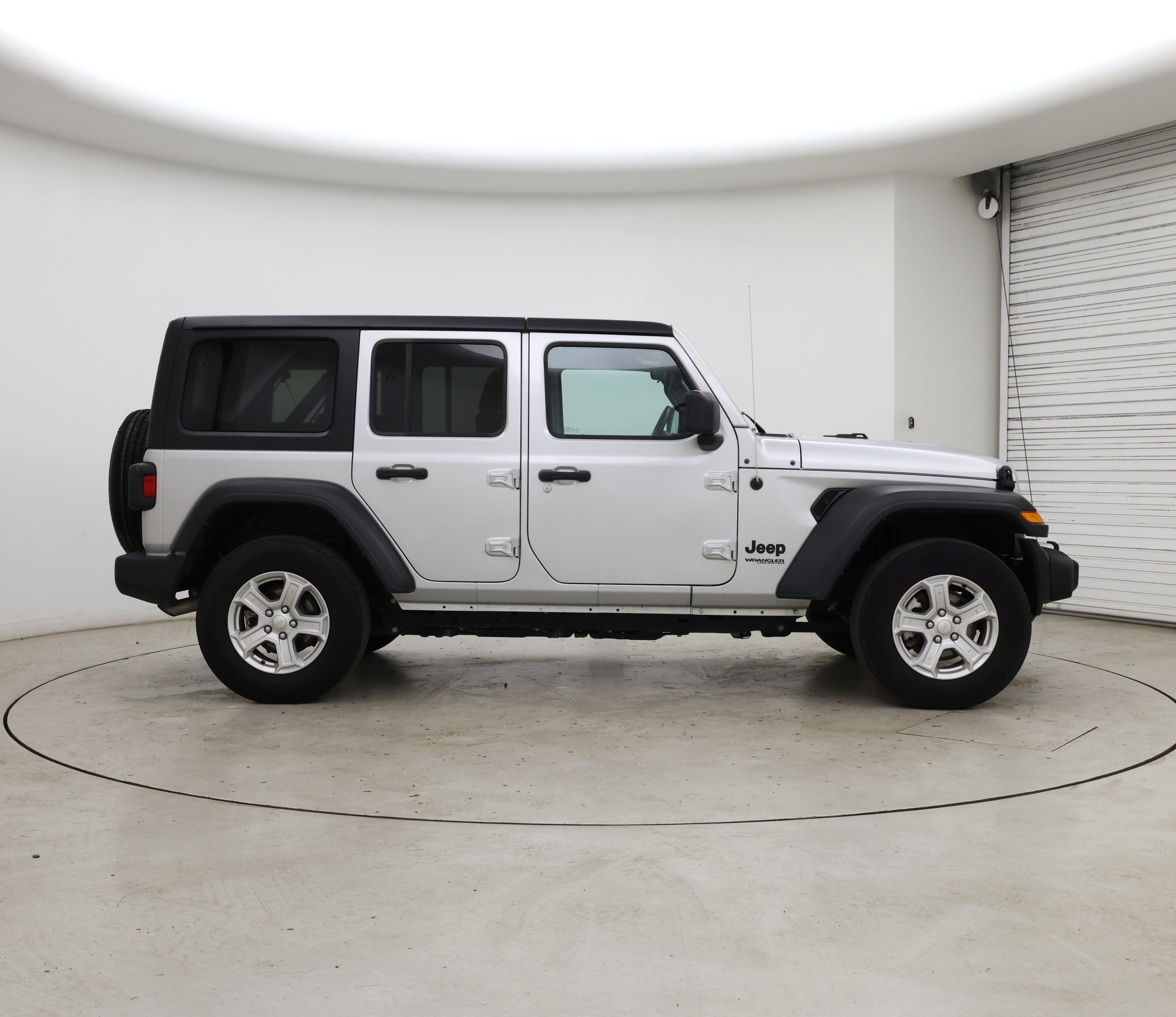 Thumbnail: 2022 Jeep Wrangler - 7