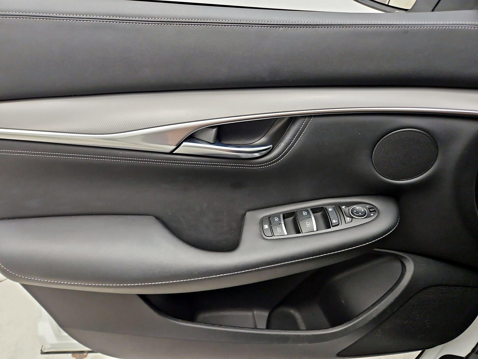 Thumbnail: 2023 INFINITI QX55 - 12