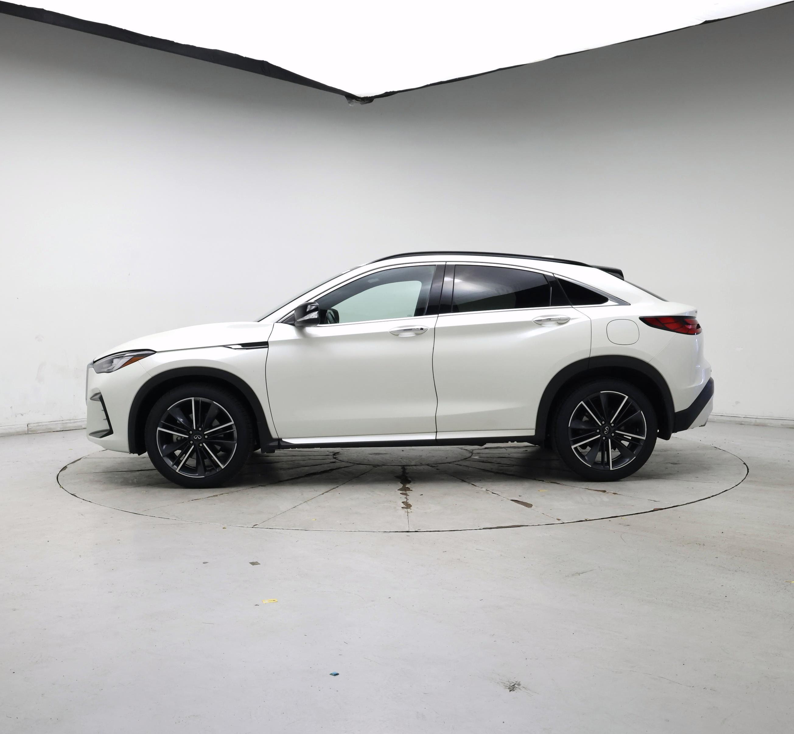 Thumbnail: 2023 INFINITI QX55 - 3