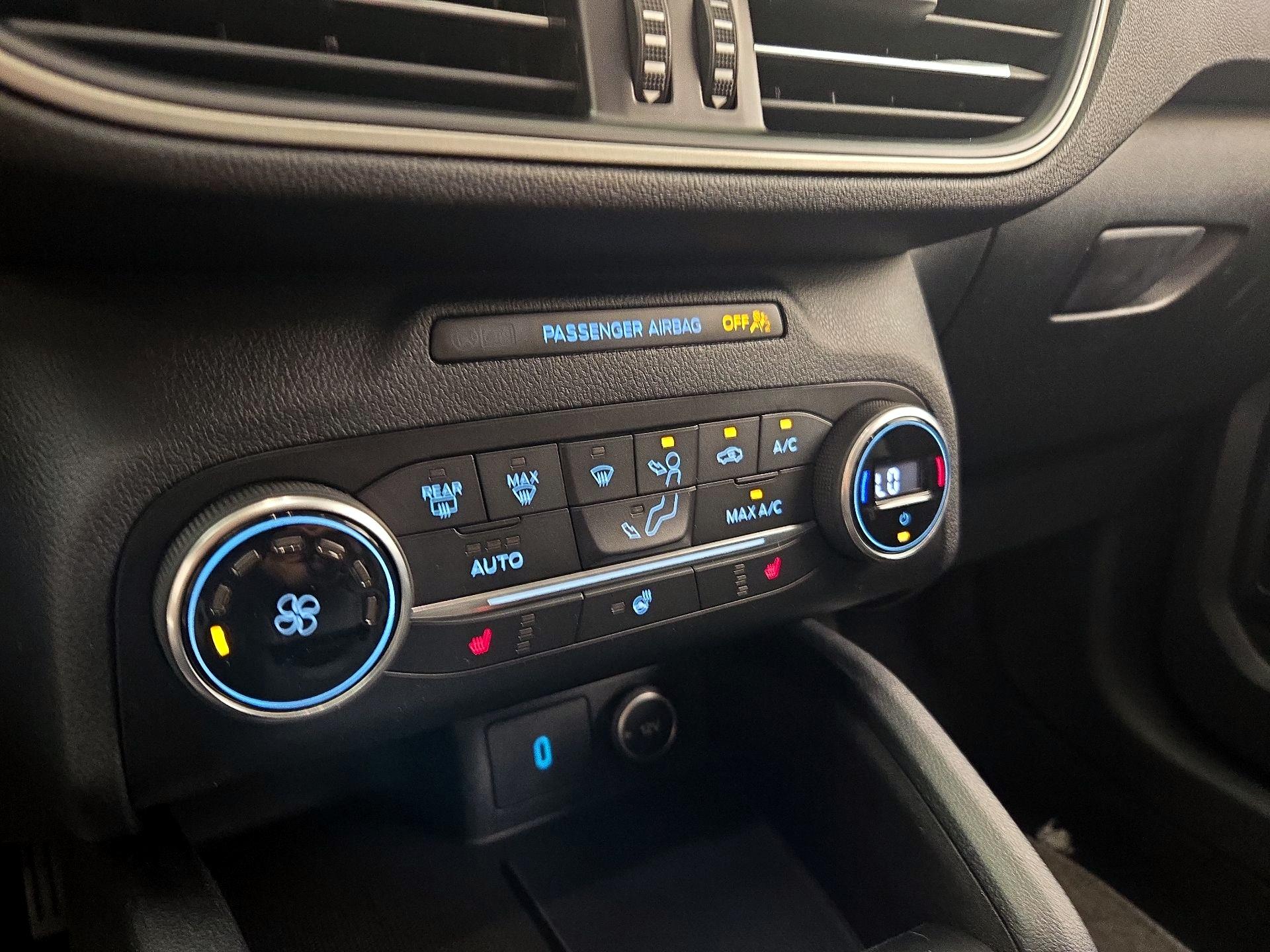 Thumbnail: 2020 Ford Escape - 15