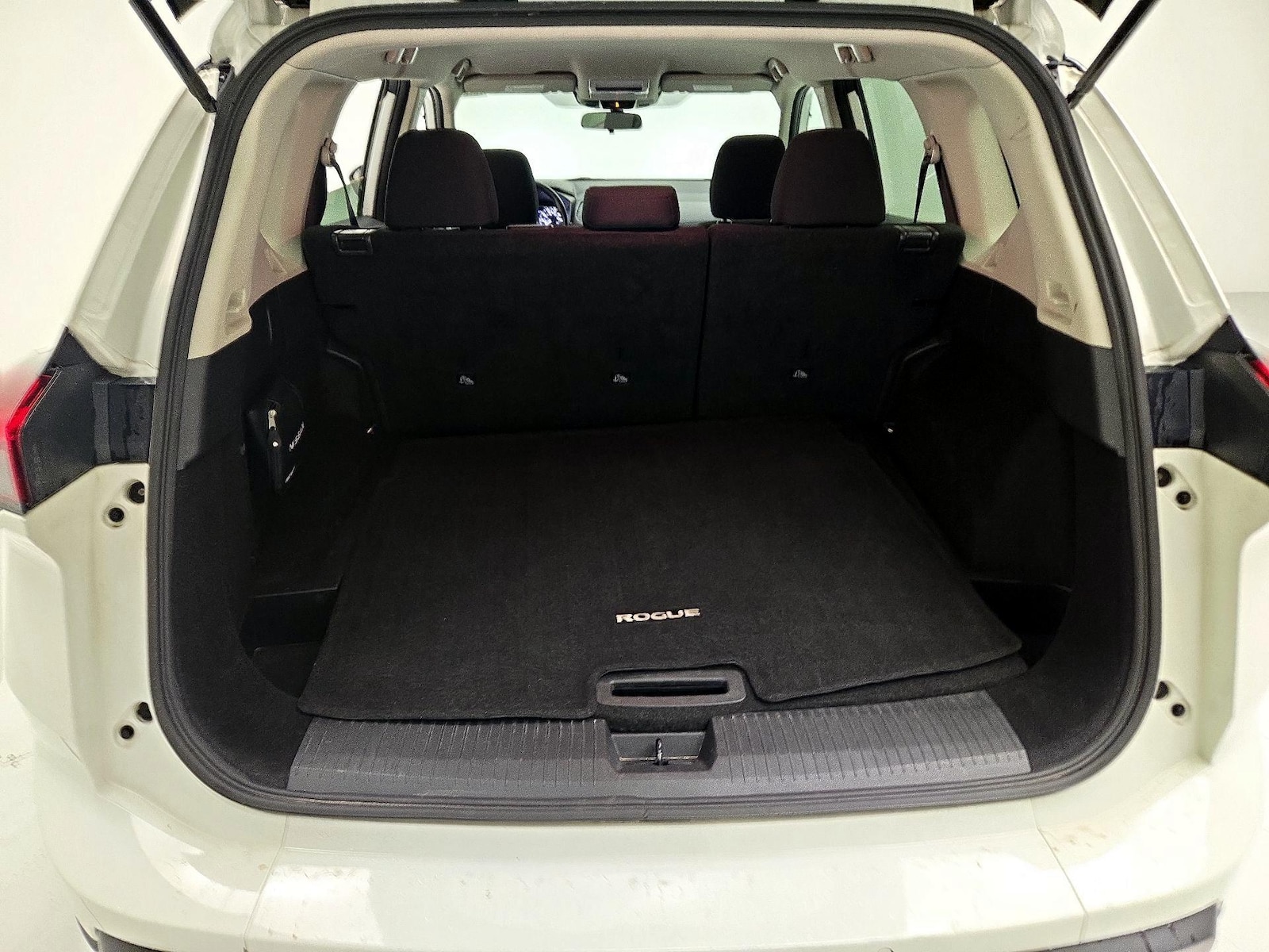 2024 Nissan Rogue S - Photo 21