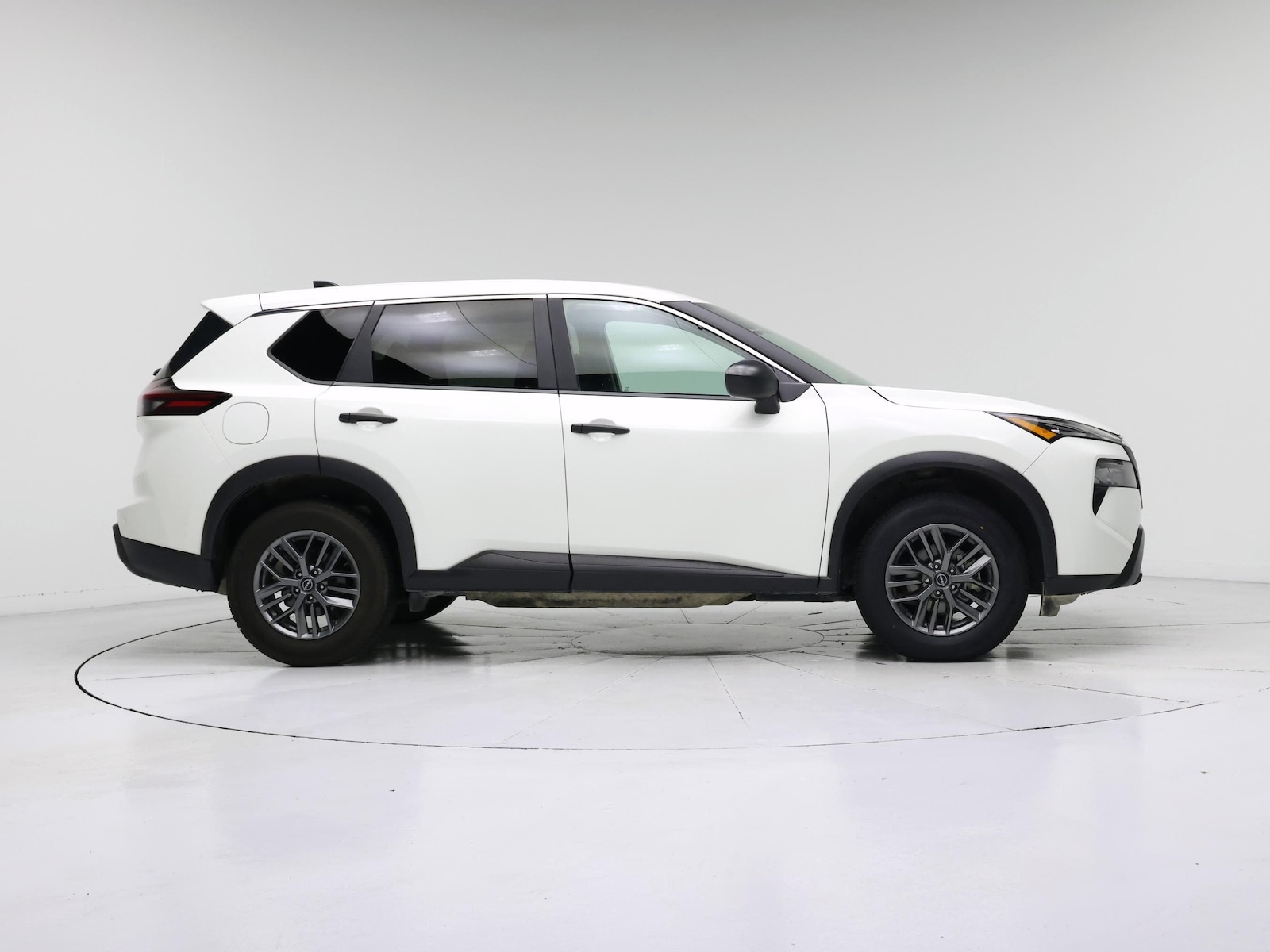 2024 Nissan Rogue S - Photo 8
