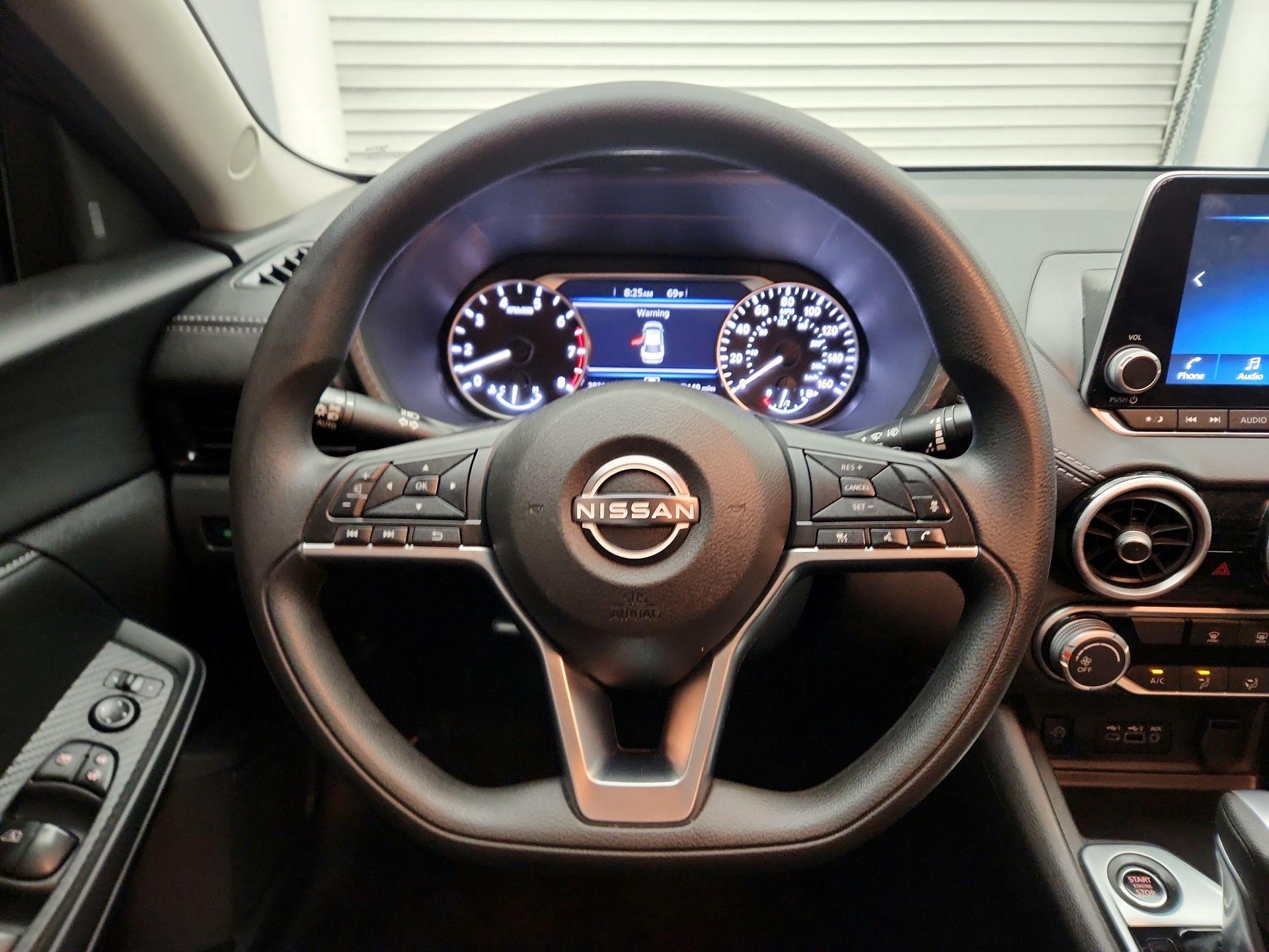 Thumbnail: 2025 Nissan Sentra - 10
