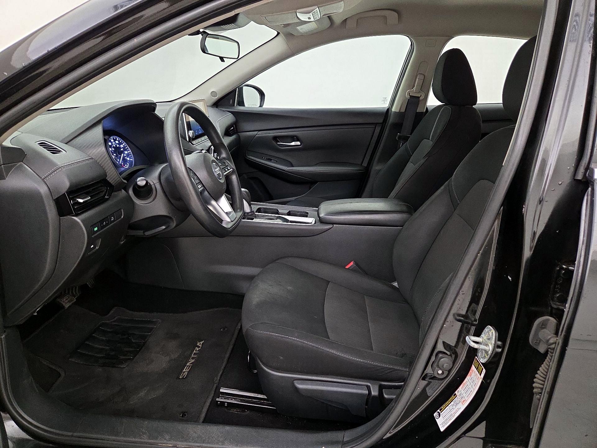 Thumbnail: 2023 Nissan Sentra - 11