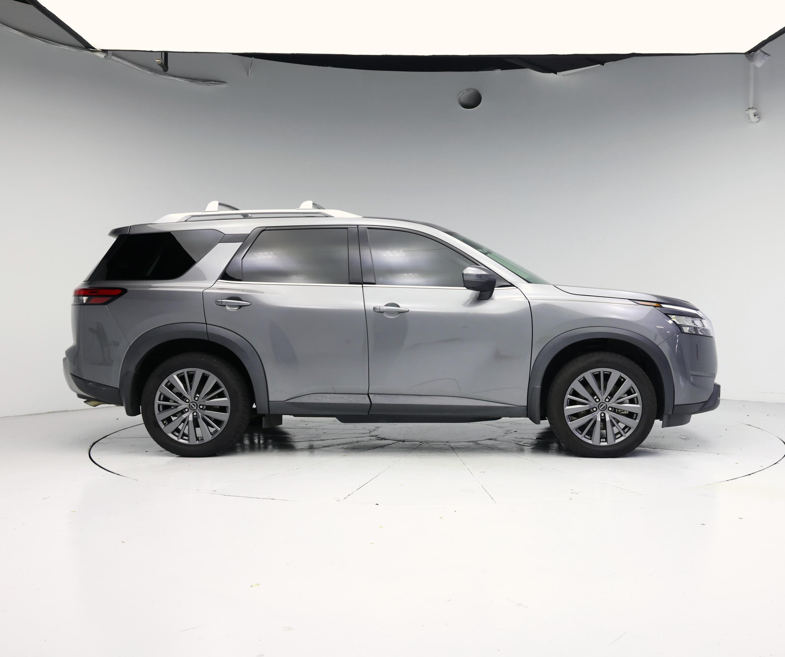 Thumbnail: 2023 Nissan Pathfinder - 7