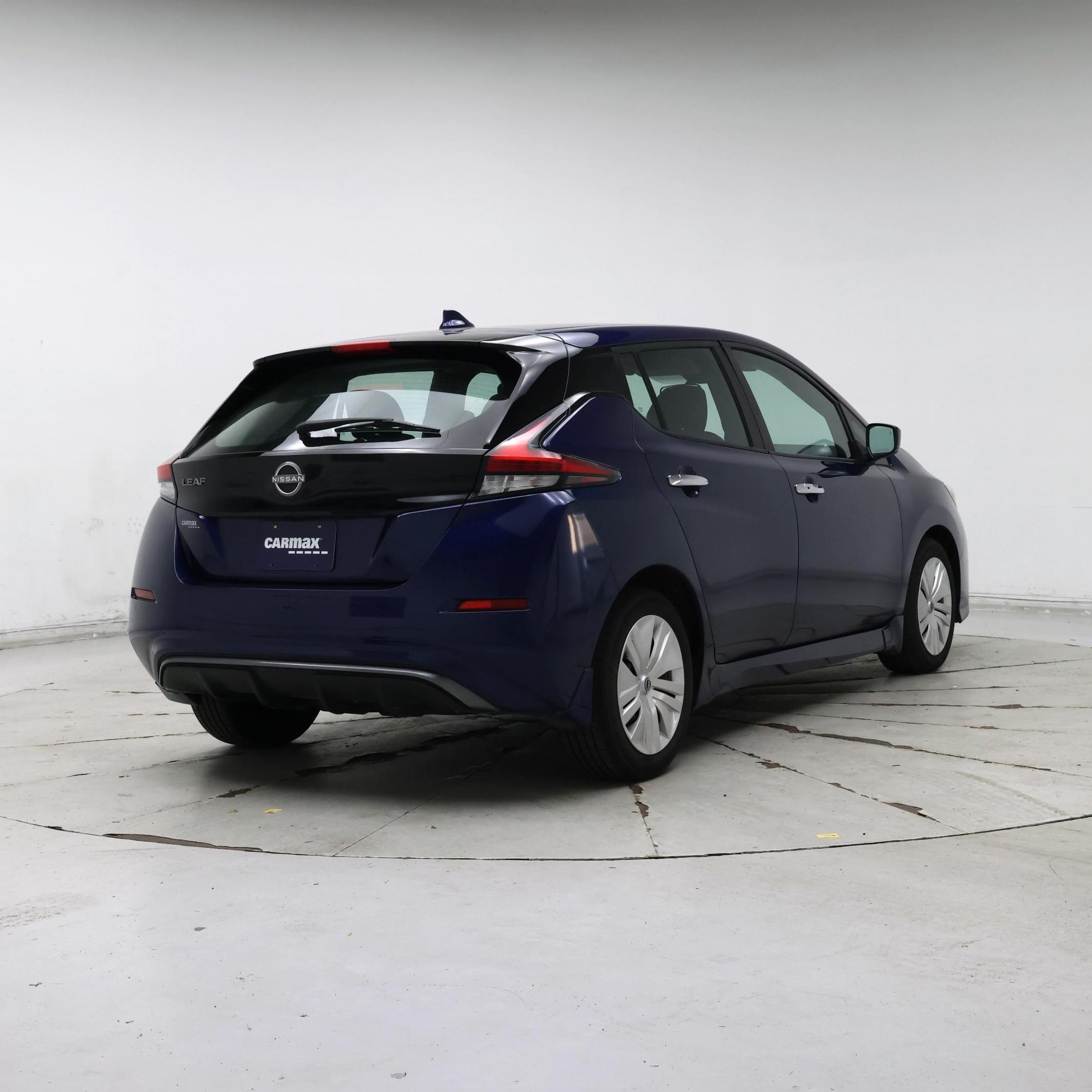 Thumbnail: 2024 Nissan Leaf - 8