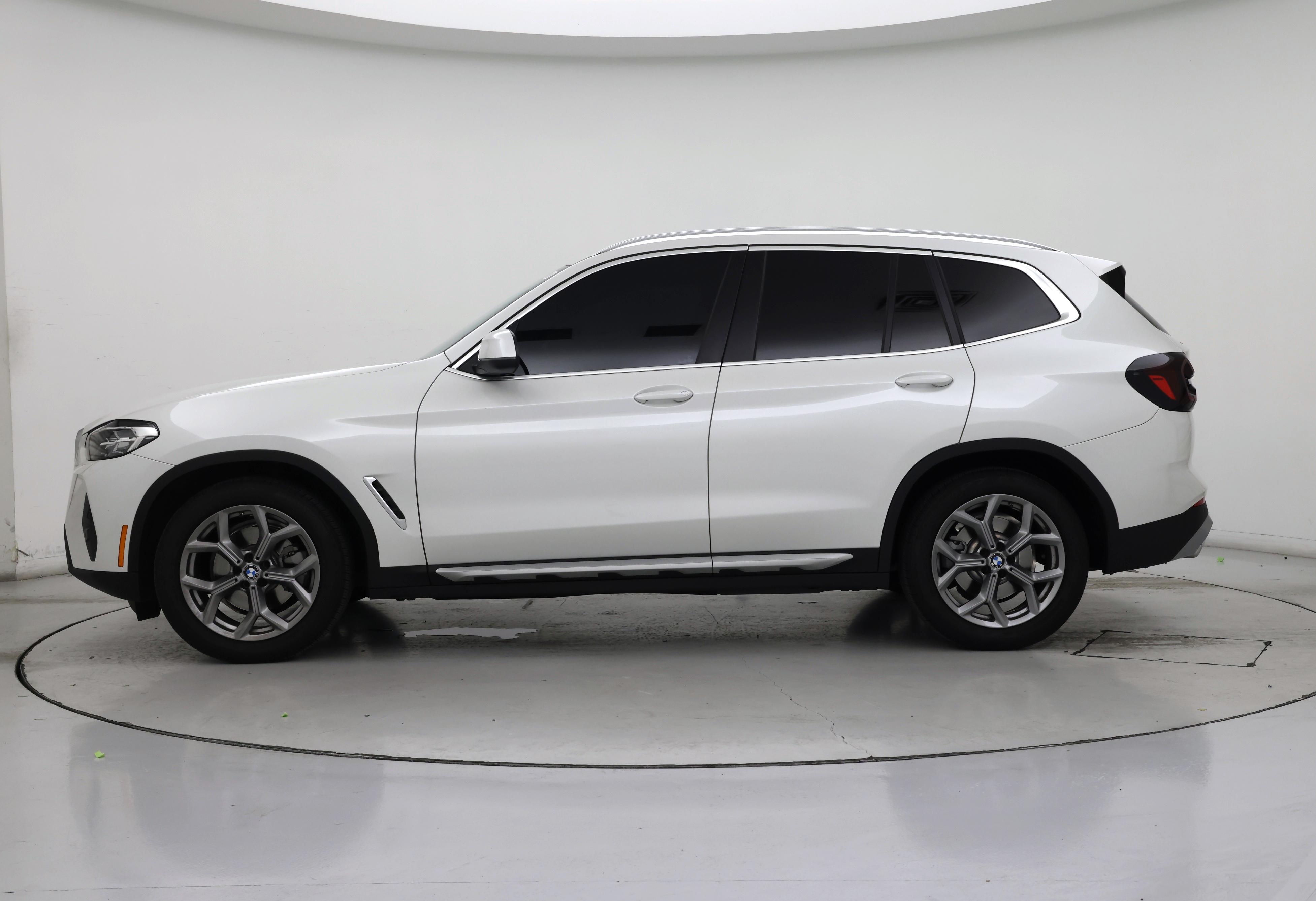 Thumbnail: 2024 BMW X3 - 3