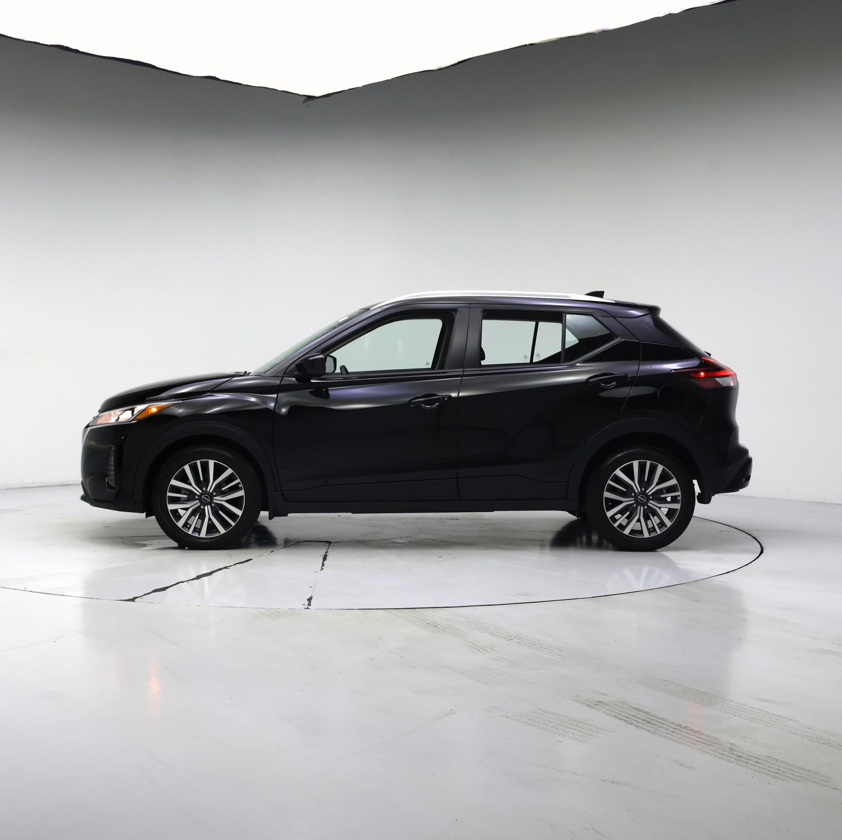 Thumbnail: 2024 Nissan Kicks - 3