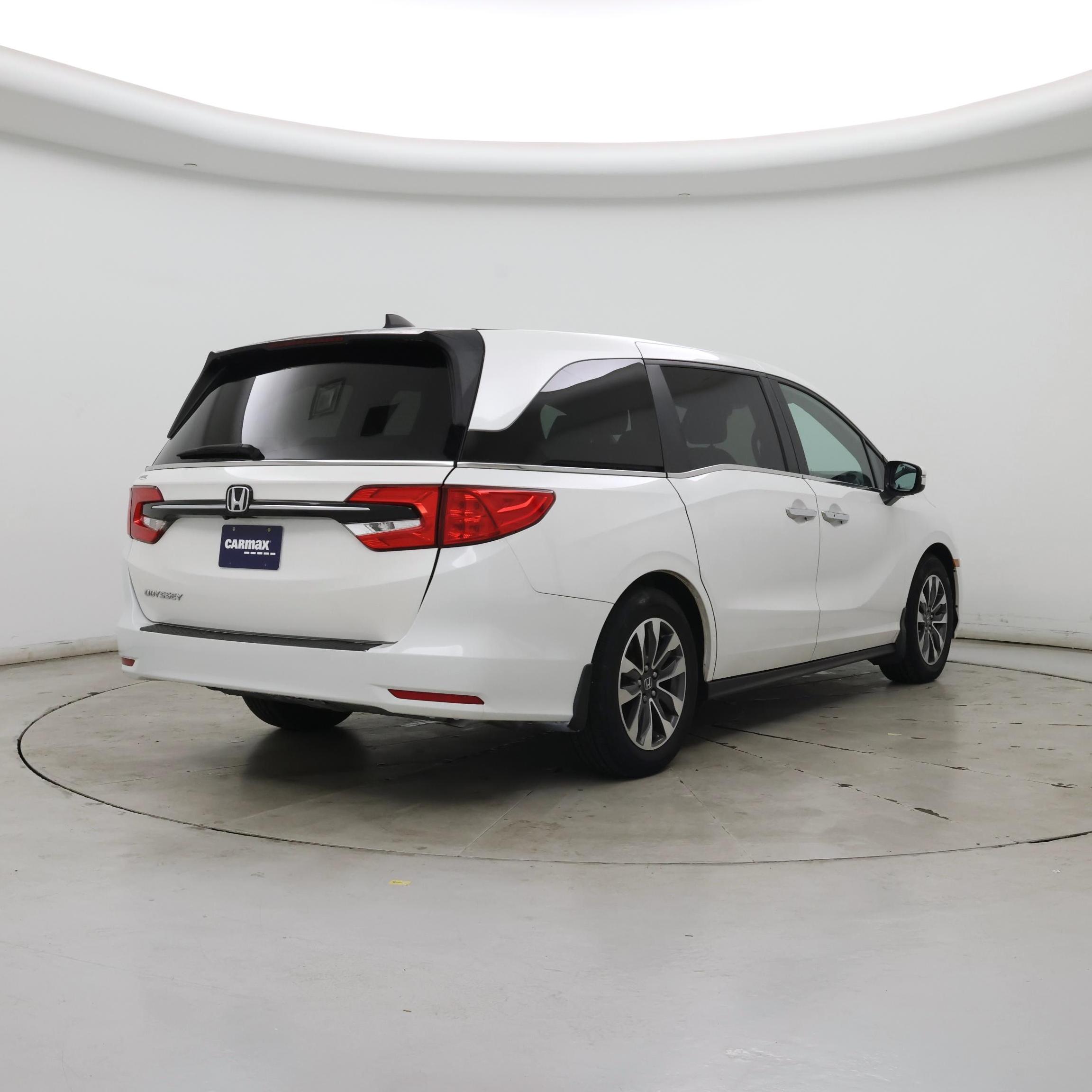 Thumbnail: 2022 Honda Odyssey - 8